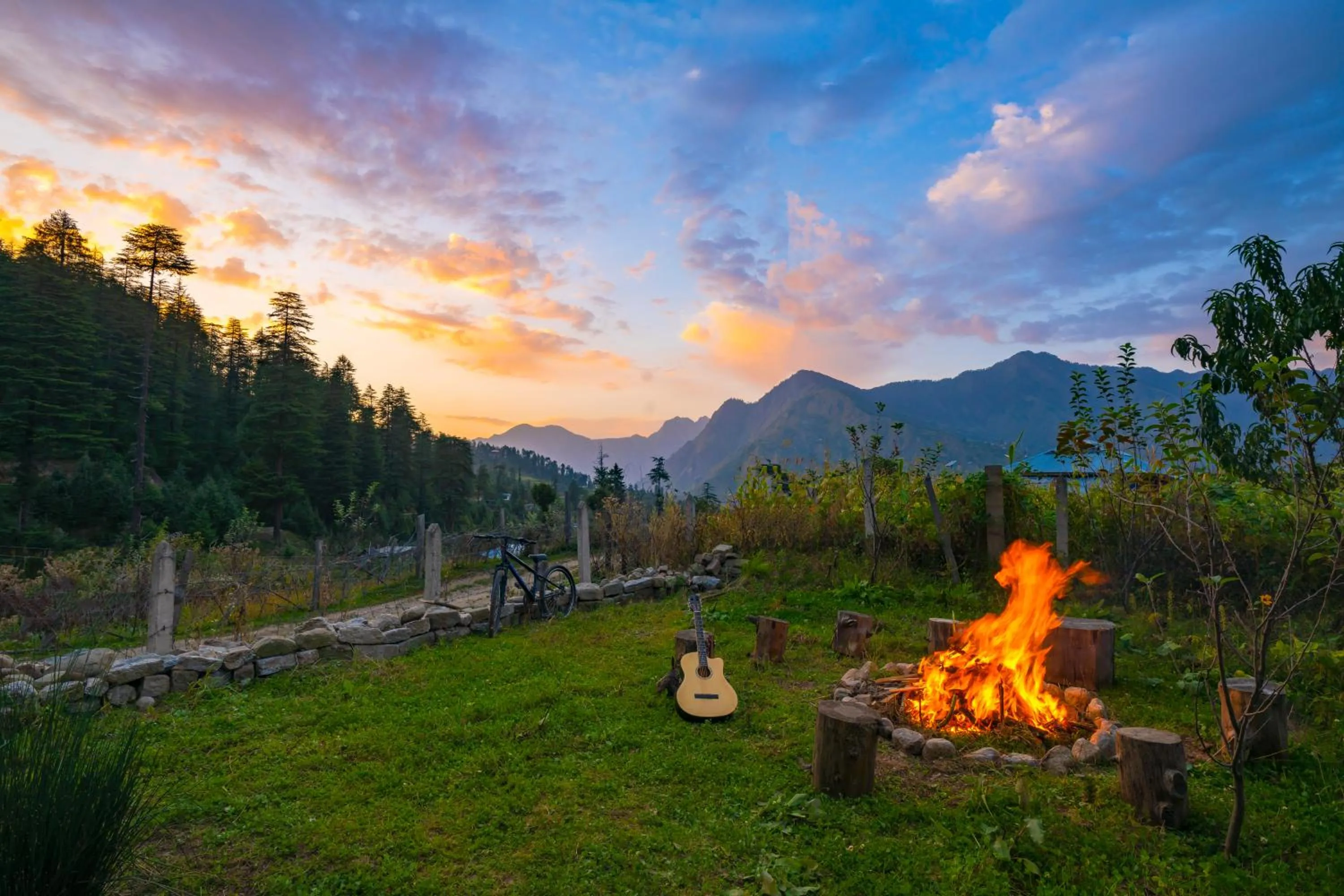 Natural landscape in Zostel Shangarh, Kullu