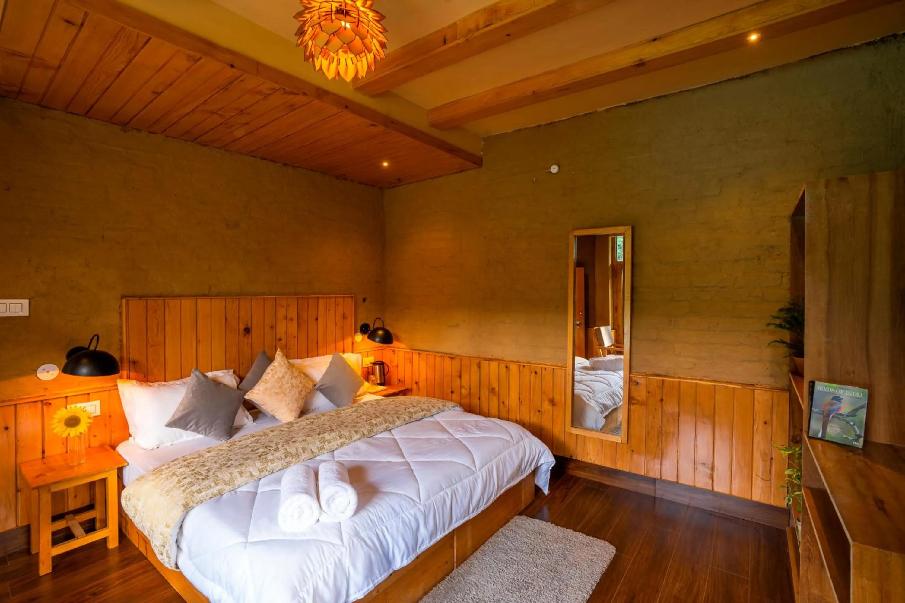 Bed in Zostel Shangarh, Kullu