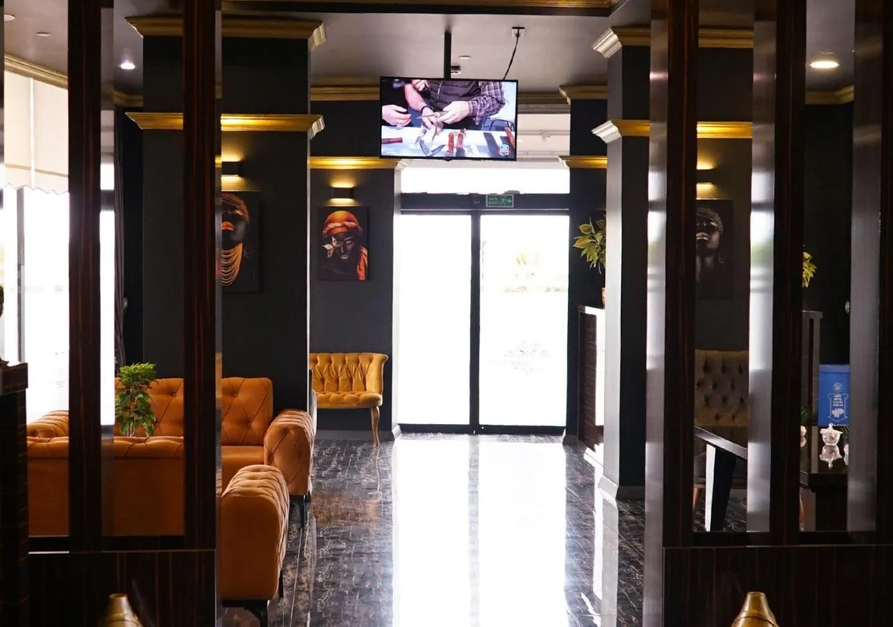 Communal lounge/ TV room in OTTOMAN İSTANBUL AİRPORT OTEL