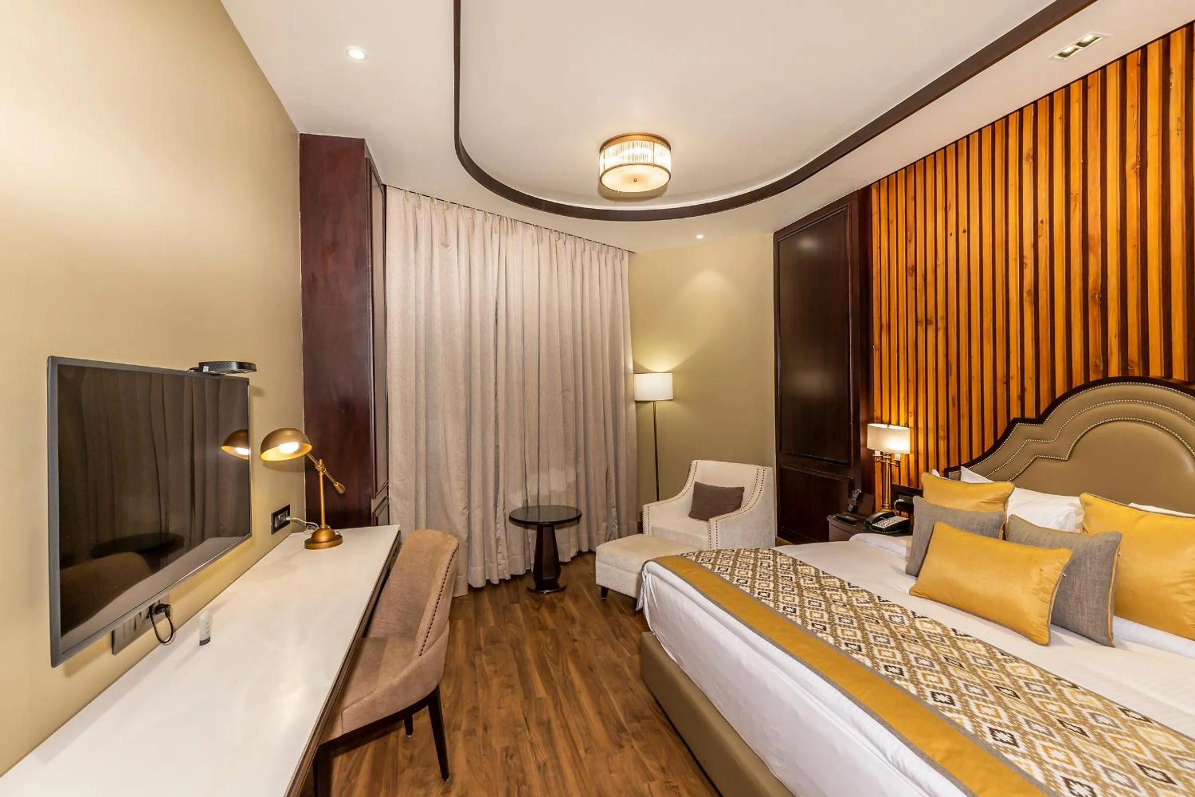 Photo of the whole room, Bed in Fortune Park Dalhousie - Member ITC Hotels' Group