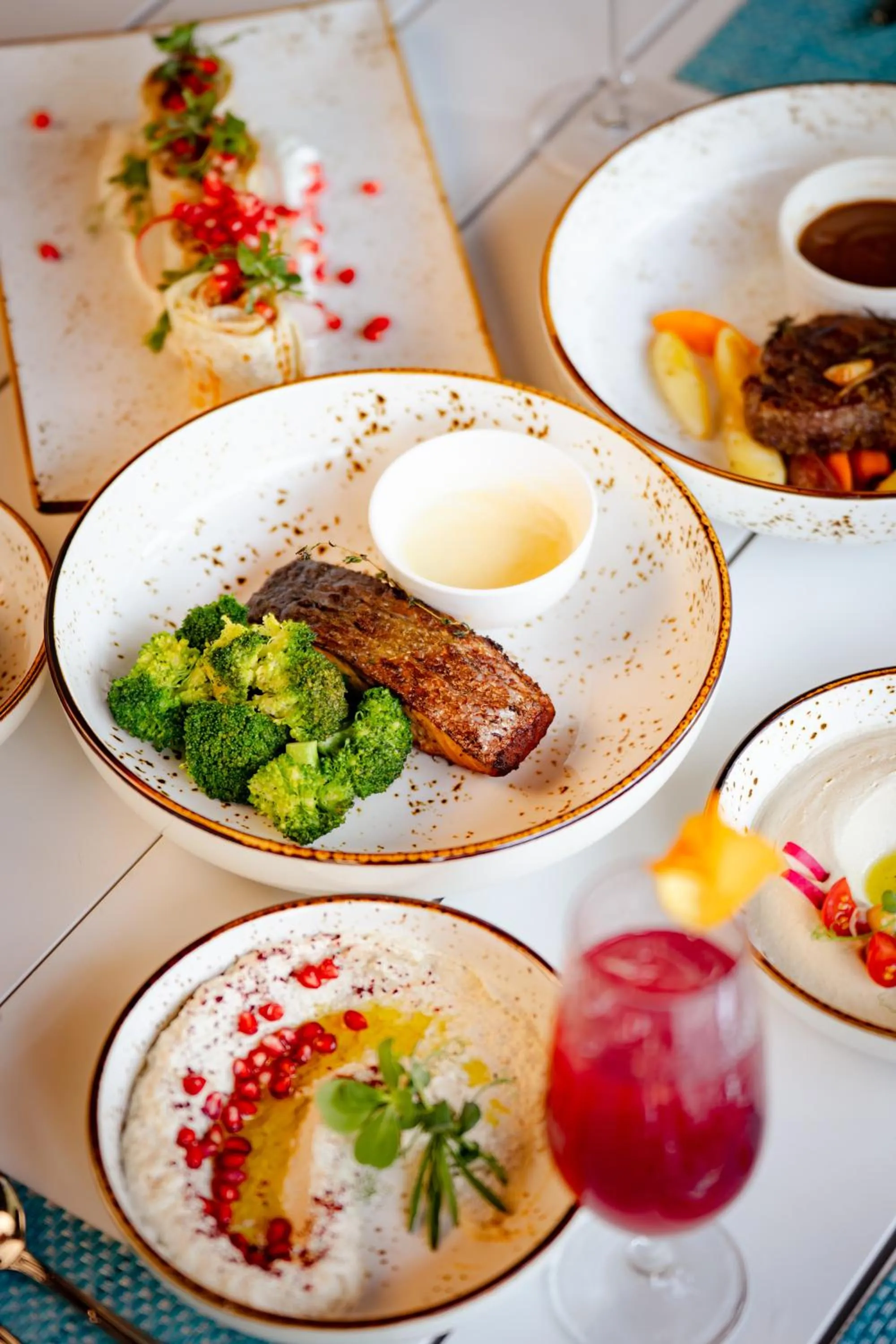 Food in Metropolitan Al Mafraq Hotel