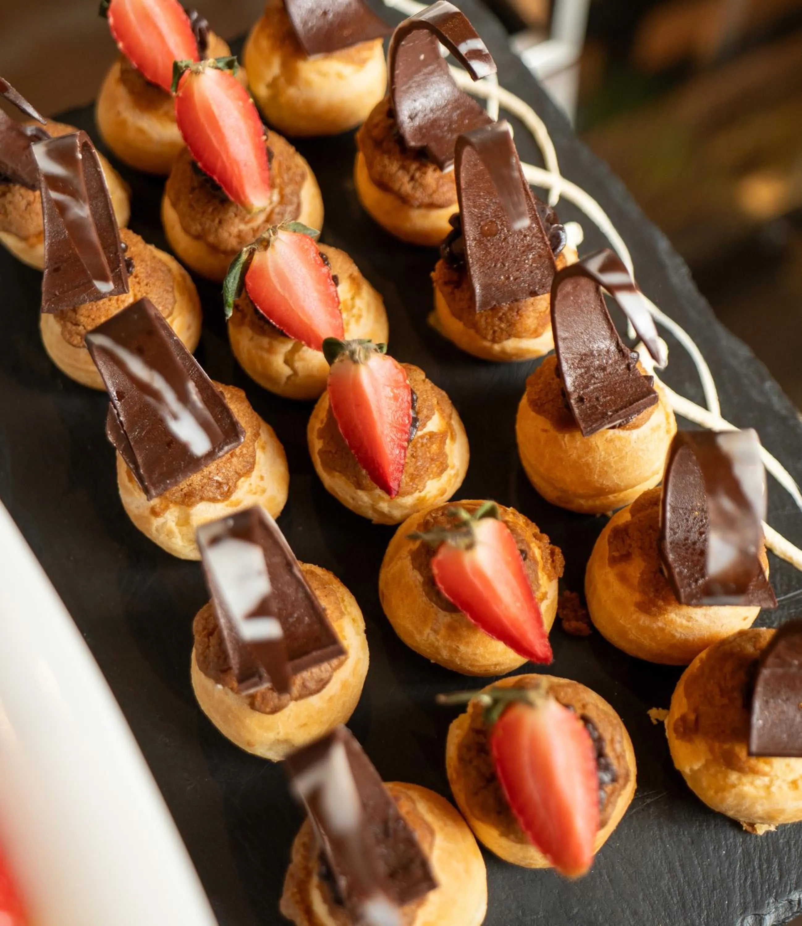 Food in Metropolitan Al Mafraq Hotel