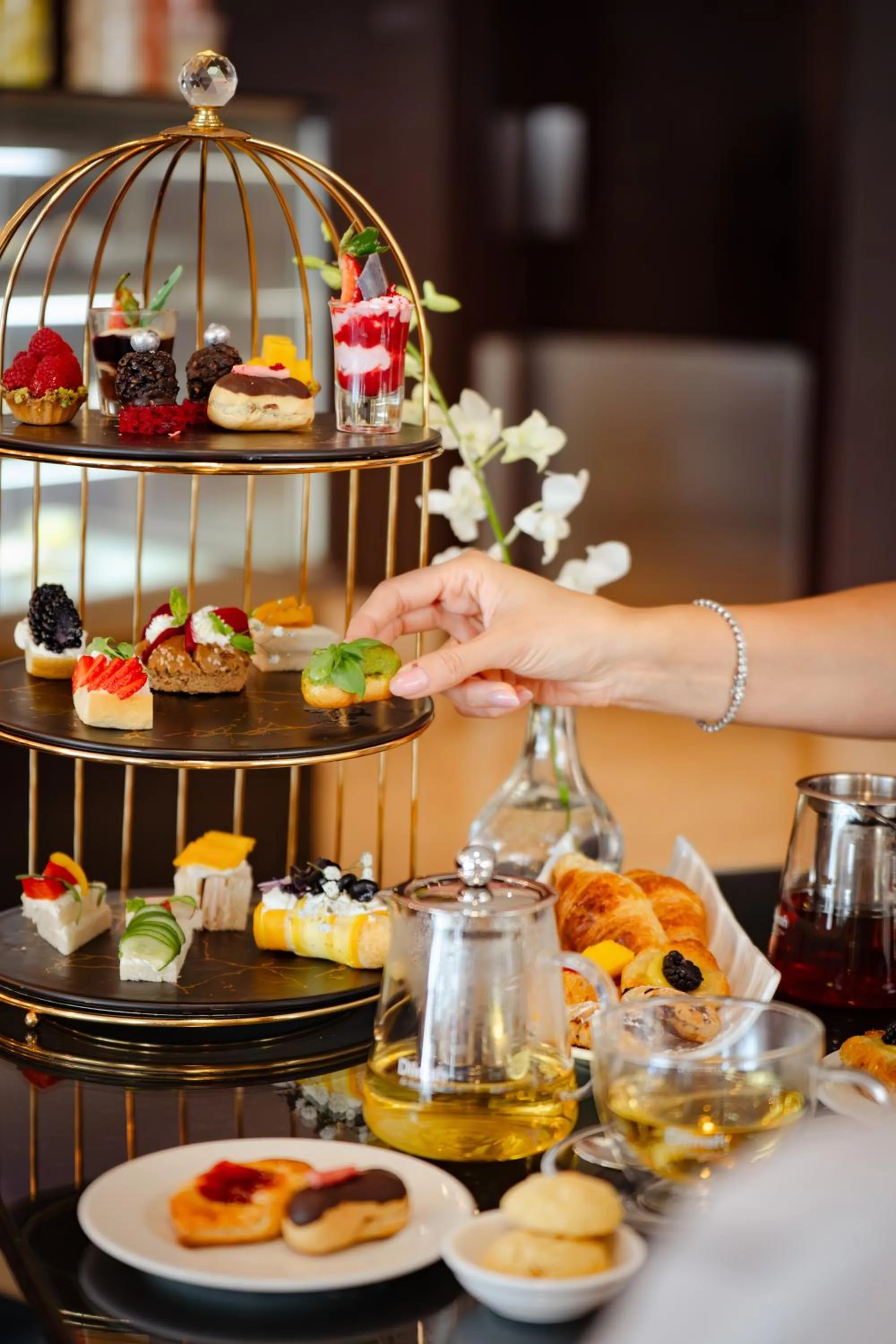 Coffee/tea facilities in Metropolitan Al Mafraq Hotel