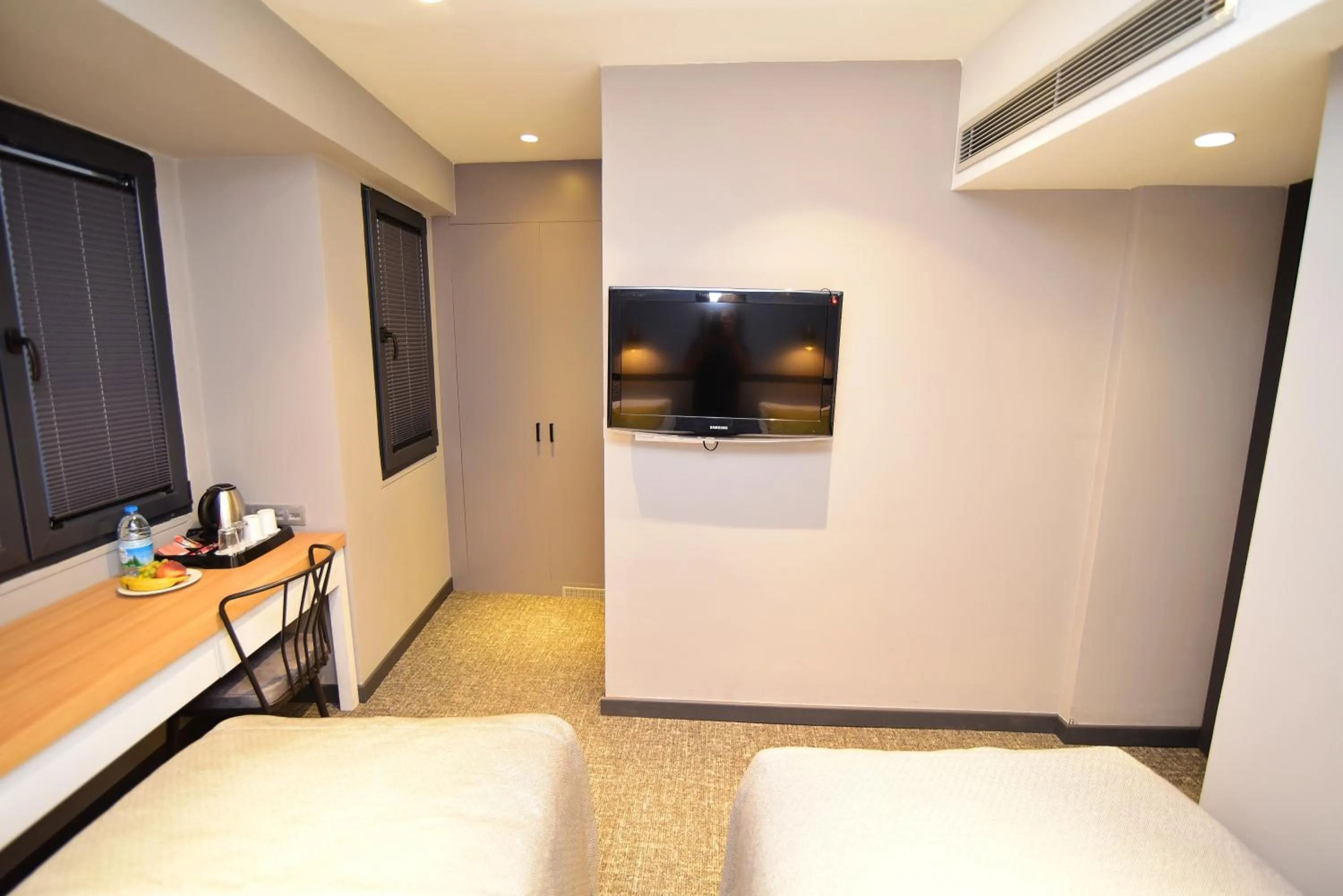 Bedroom, Bed in The Row Taksim Hotel