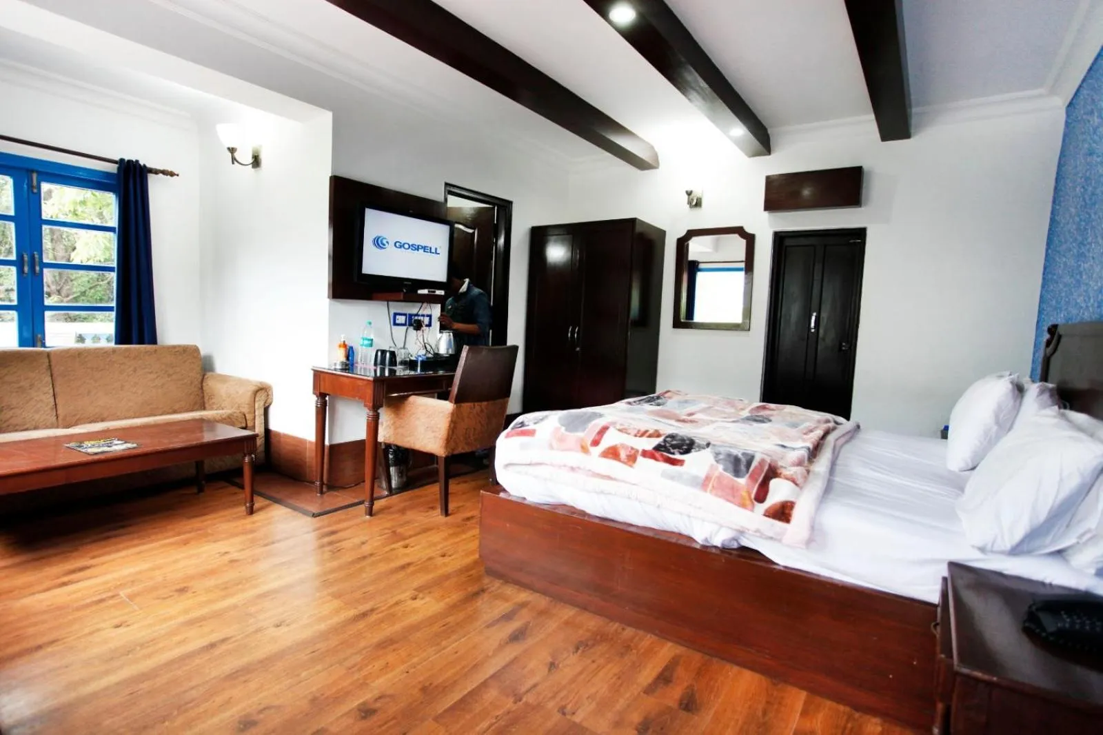 Photo of the whole room, Bed in Manu Maharani Regency