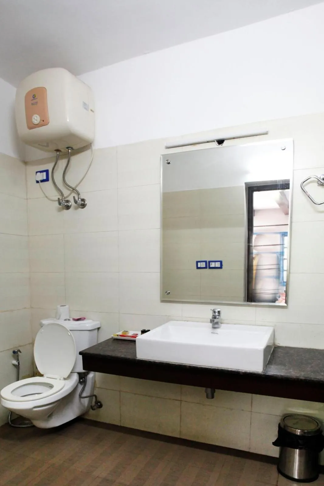 Bathroom in Manu Maharani Regency