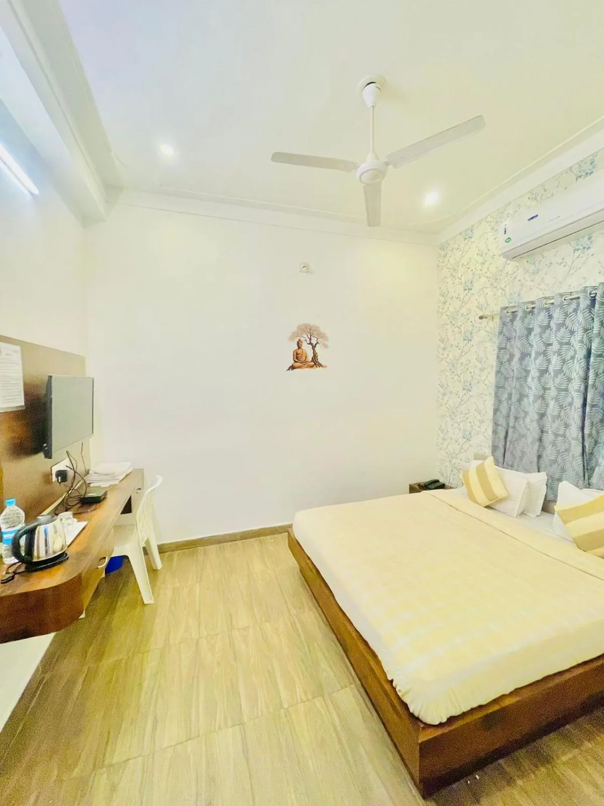 Bed in Royal Heritage Haveli Udaipur