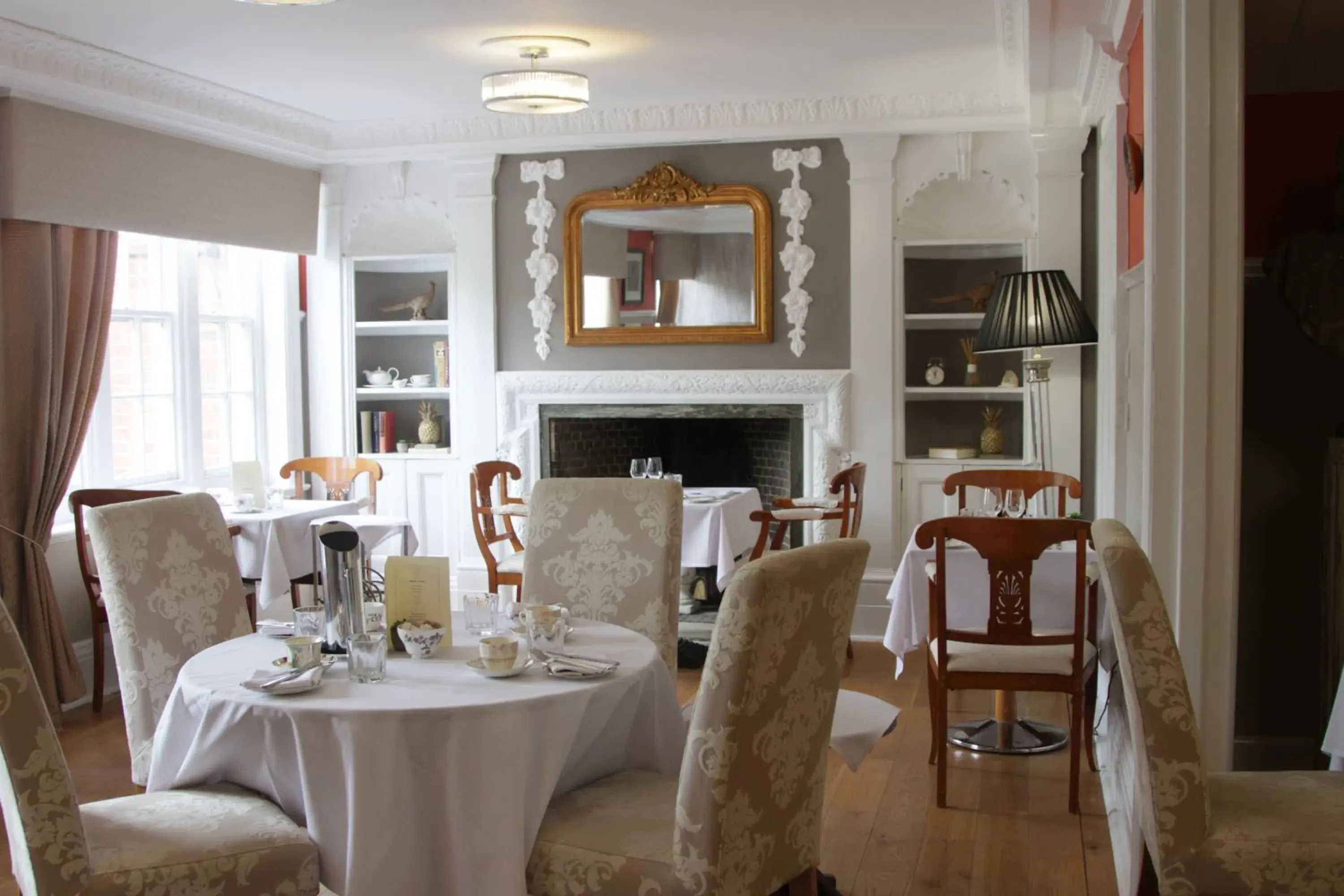 Restaurant/Places to Eat in Needham House Hotel