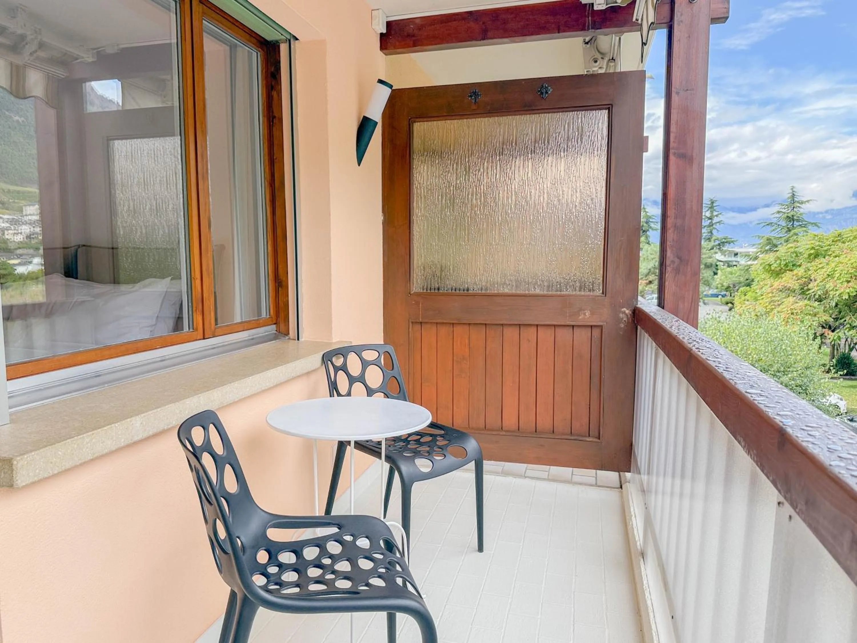Balcony/Terrace in Hôtel des Bains de Saillon