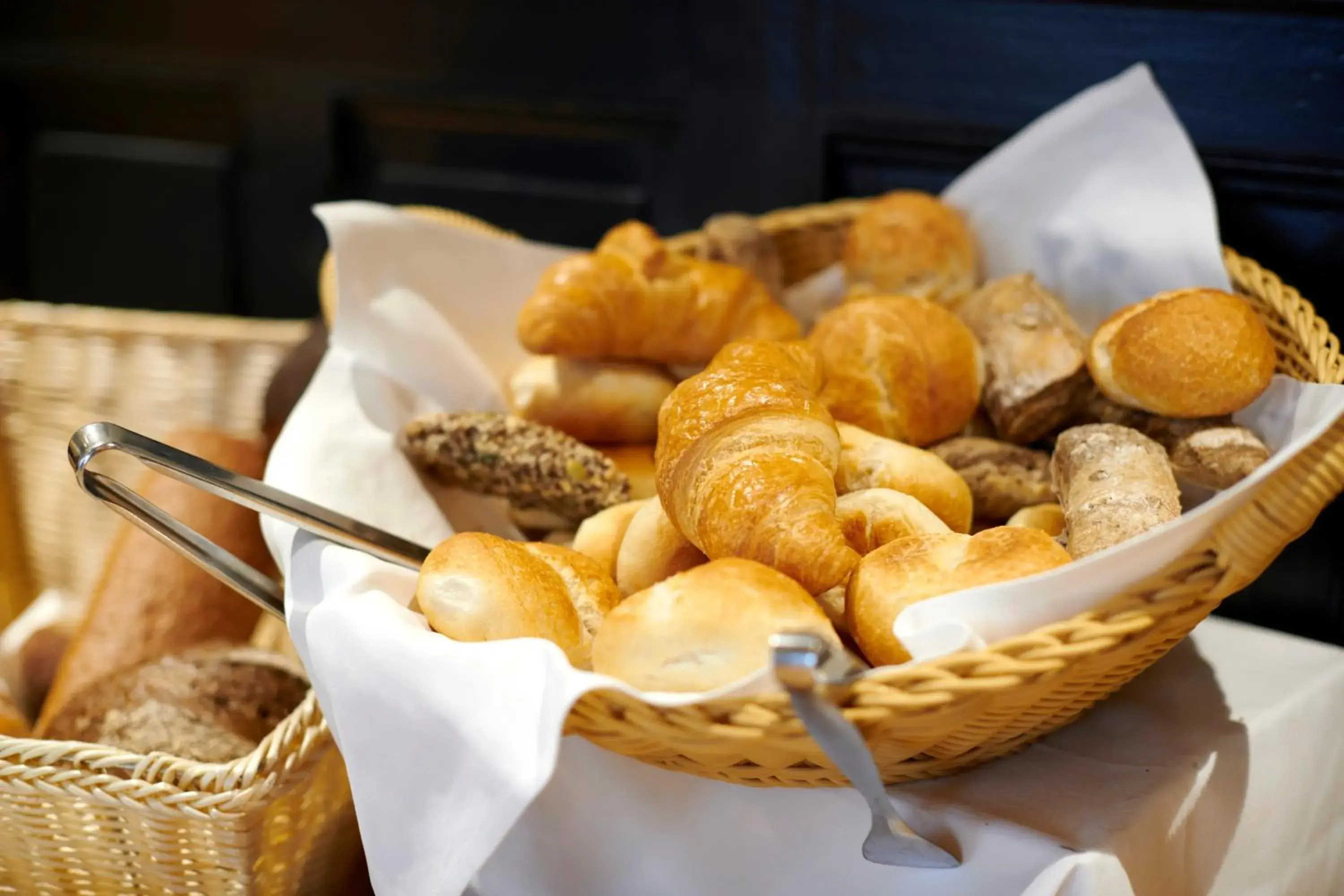 Breakfast in Hotel Continental Park Breakfast in Hotel Continental Park