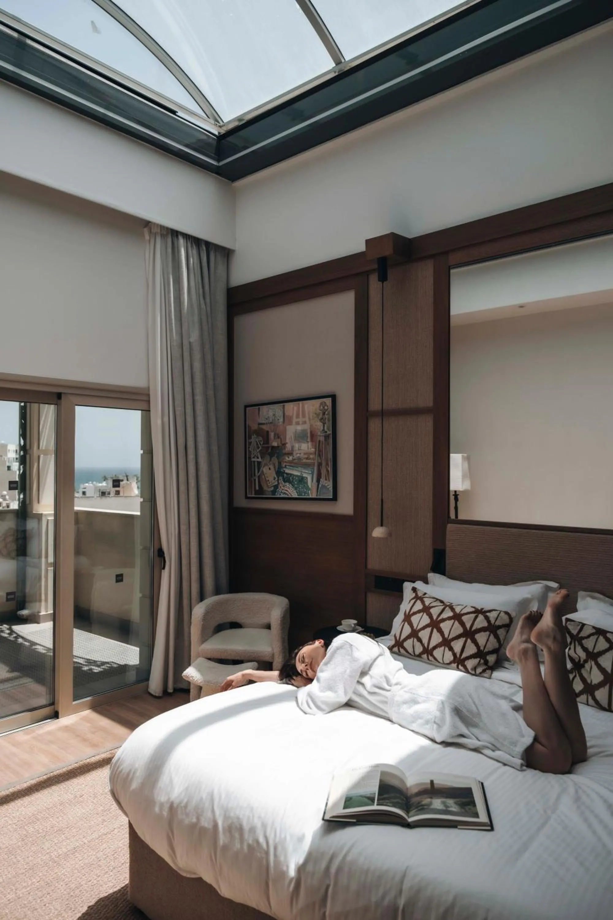 Bedroom, Bed in Leonardo Boutique Hotel Larnaca