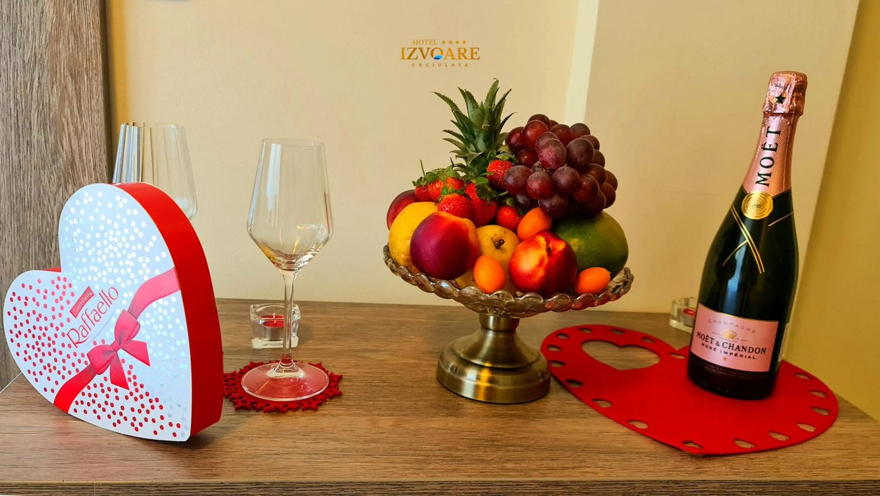 Food and drinks in Hotel IZVOARE Caciulata