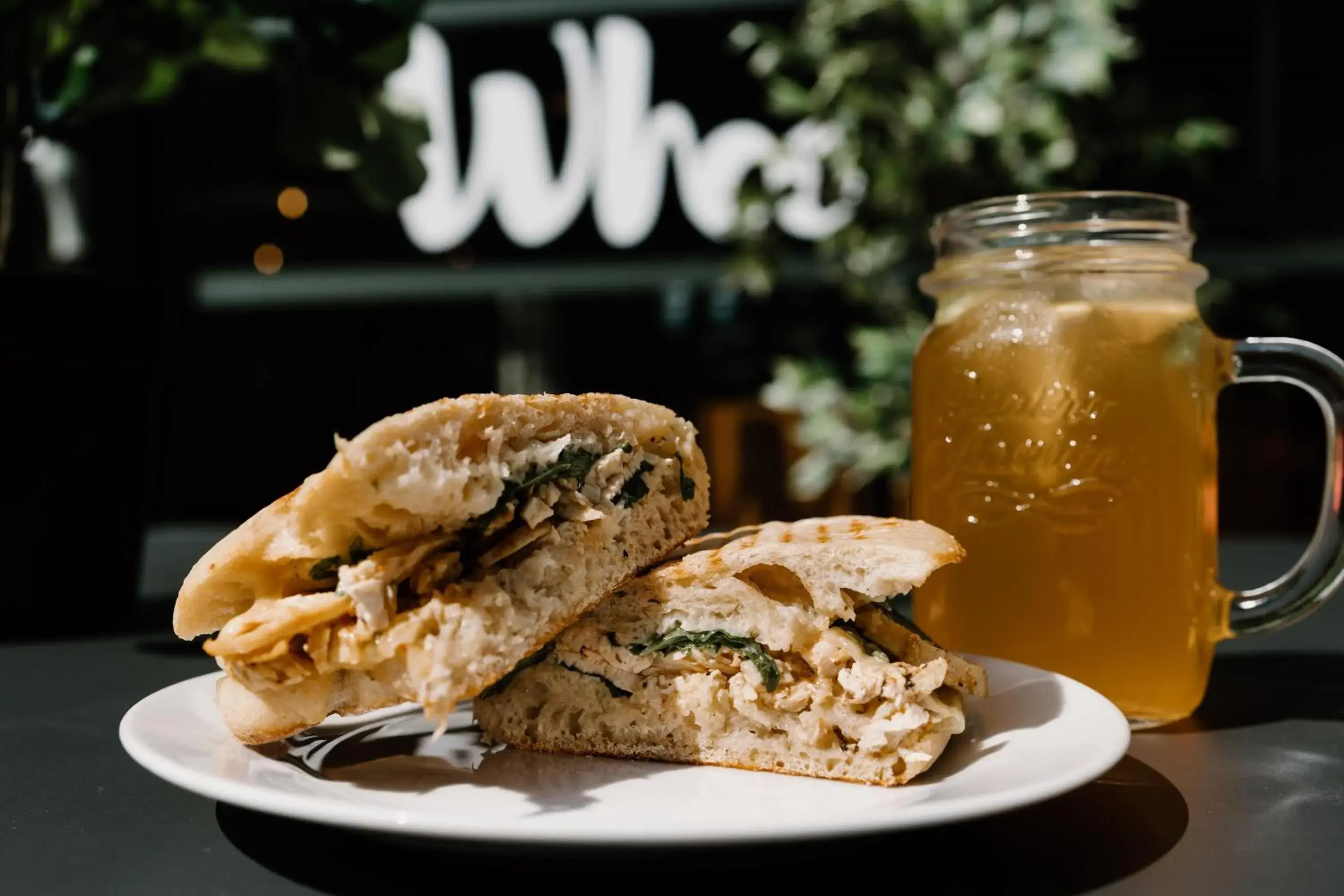 Restaurant/places to eat in Whoo Bordeaux Bacalan - Hostel Restaurant/places to eat in Whoo Bordeaux Bacalan - Hostel