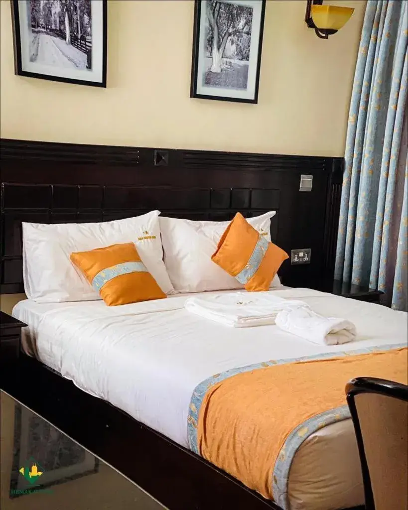 Deluxe Room in Hemak Suites Deluxe Room in Hemak Suites