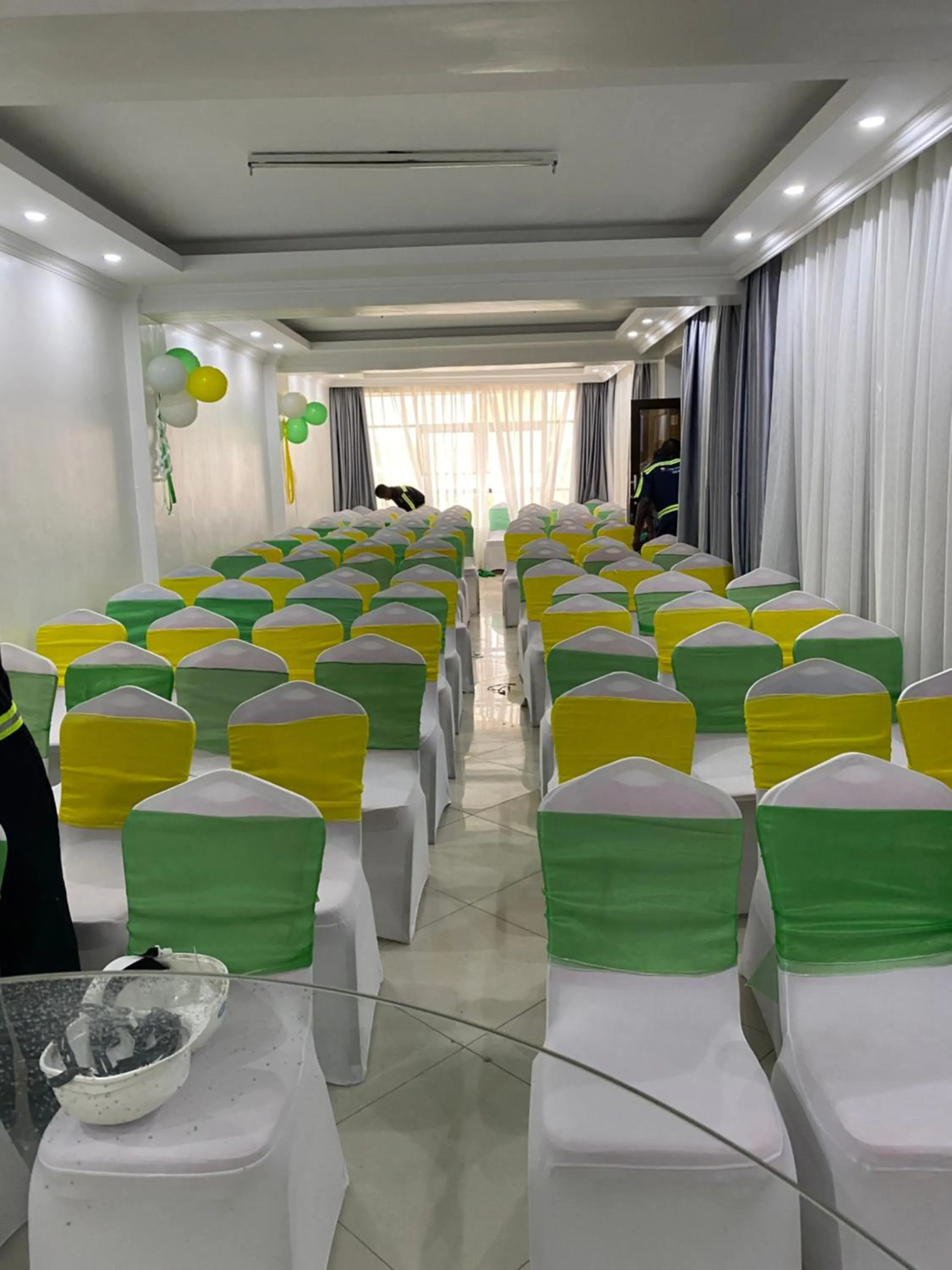 Meeting/conference room in Hemak Suites