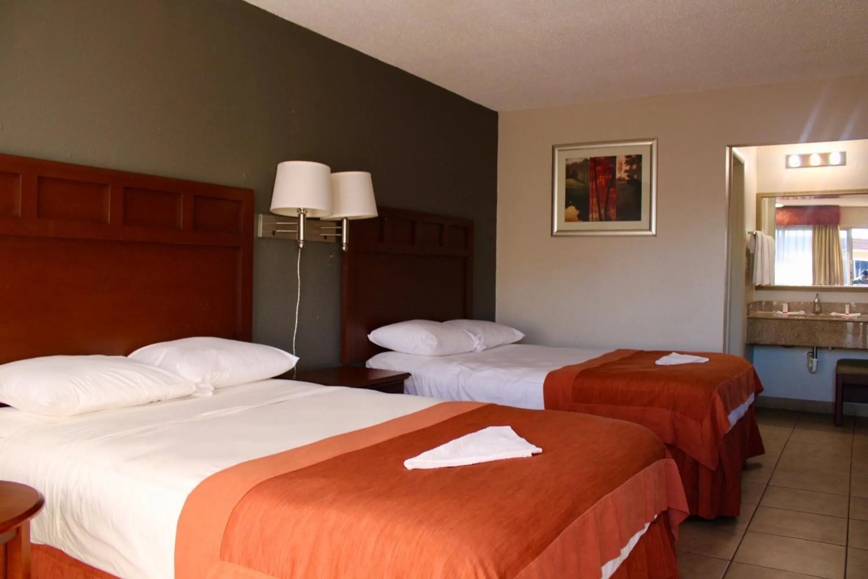 LA VISTA INN LA VISTA INN