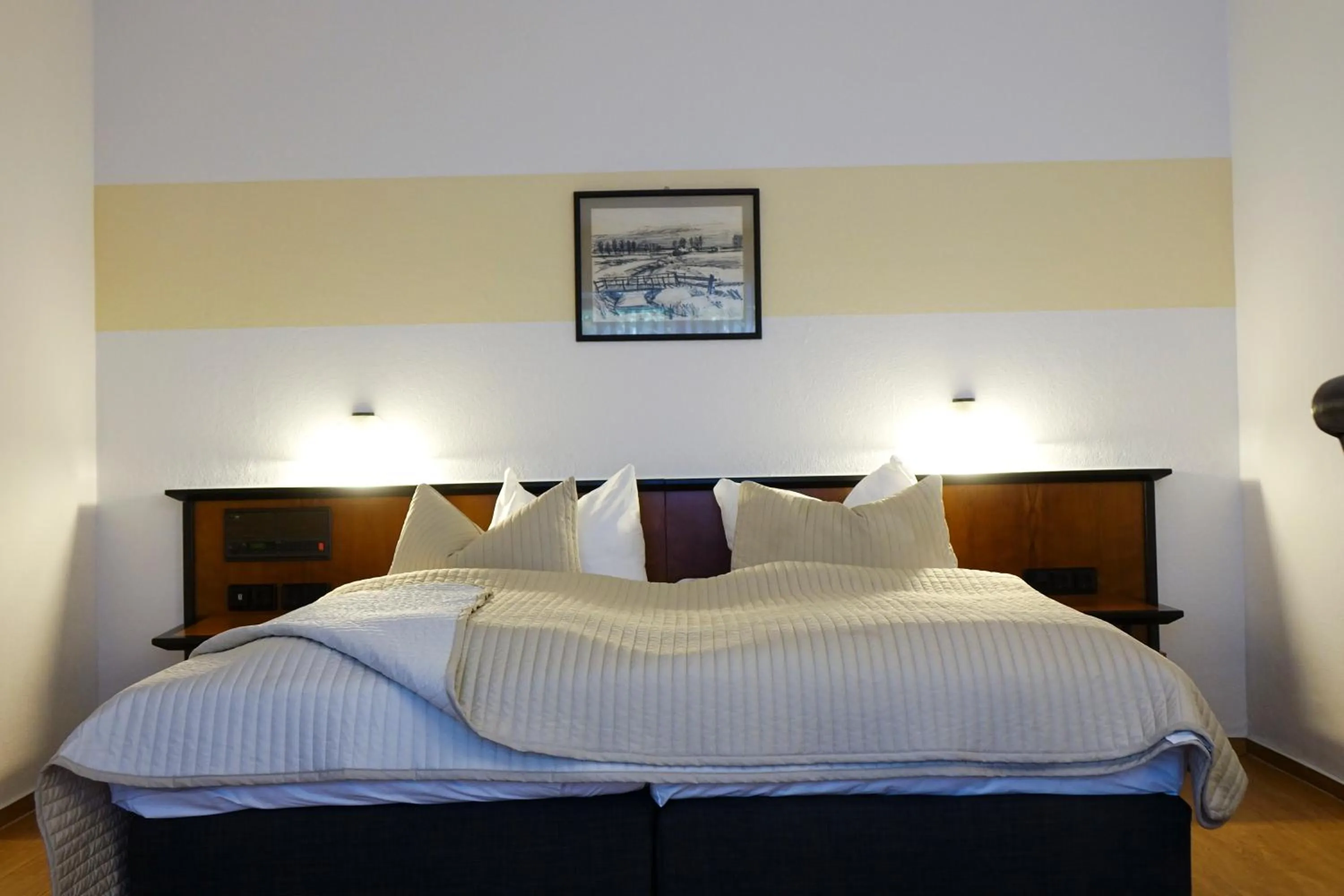 Bed in Brocki's Hotel Stadt Hamburg