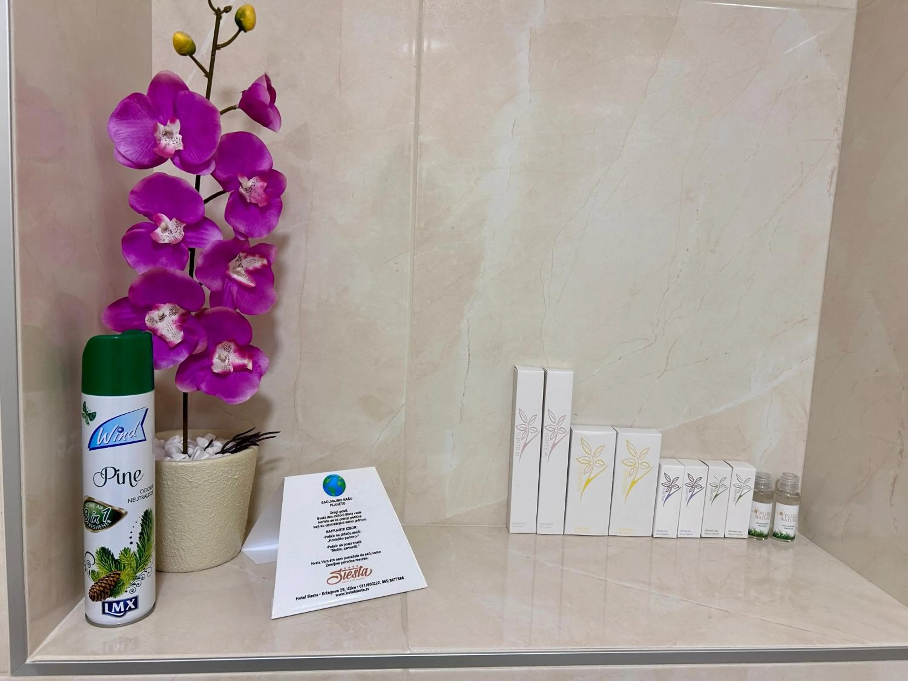 Bathroom in Hotel Siesta