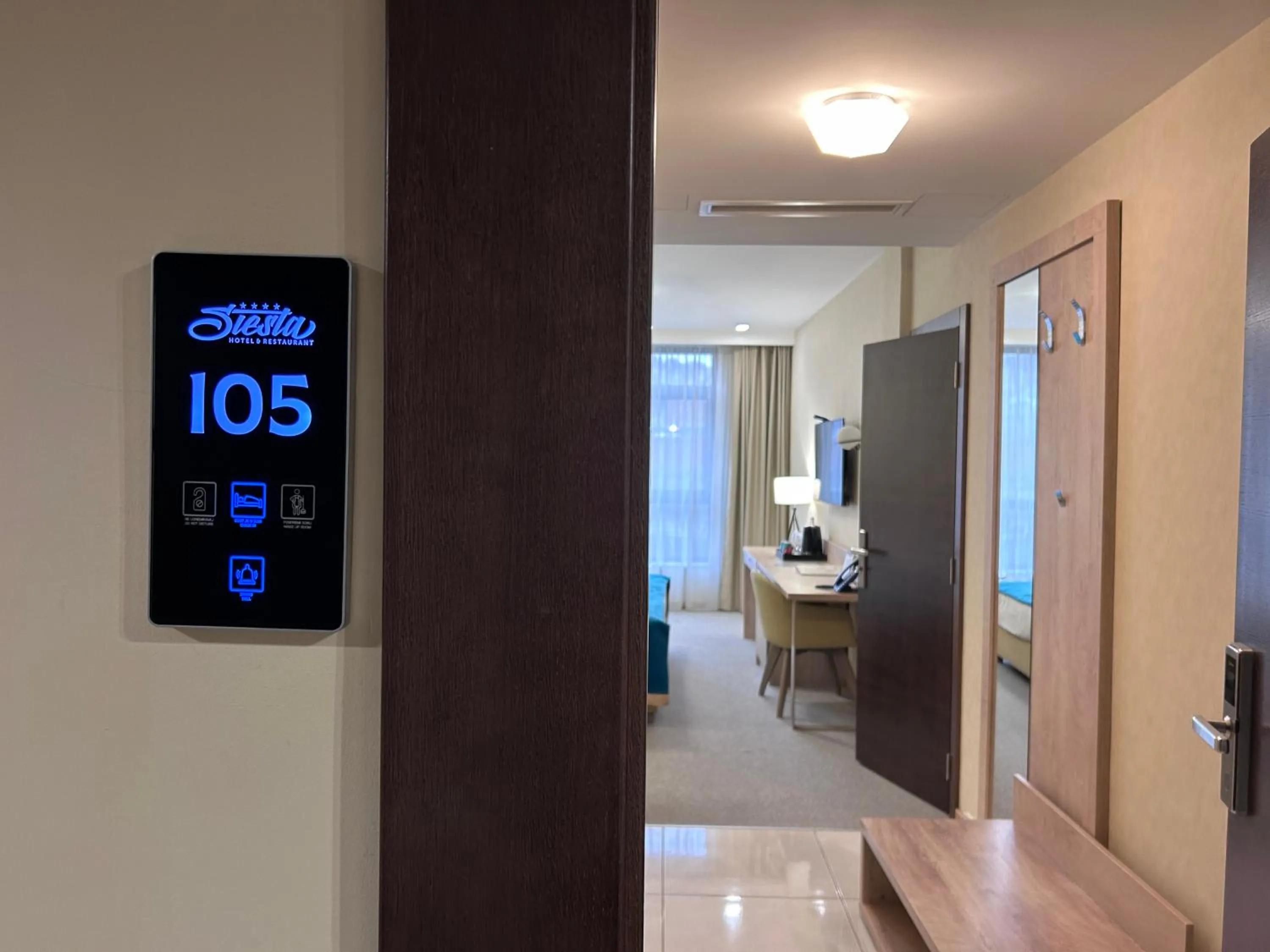 Photo of the whole room in Hotel Siesta