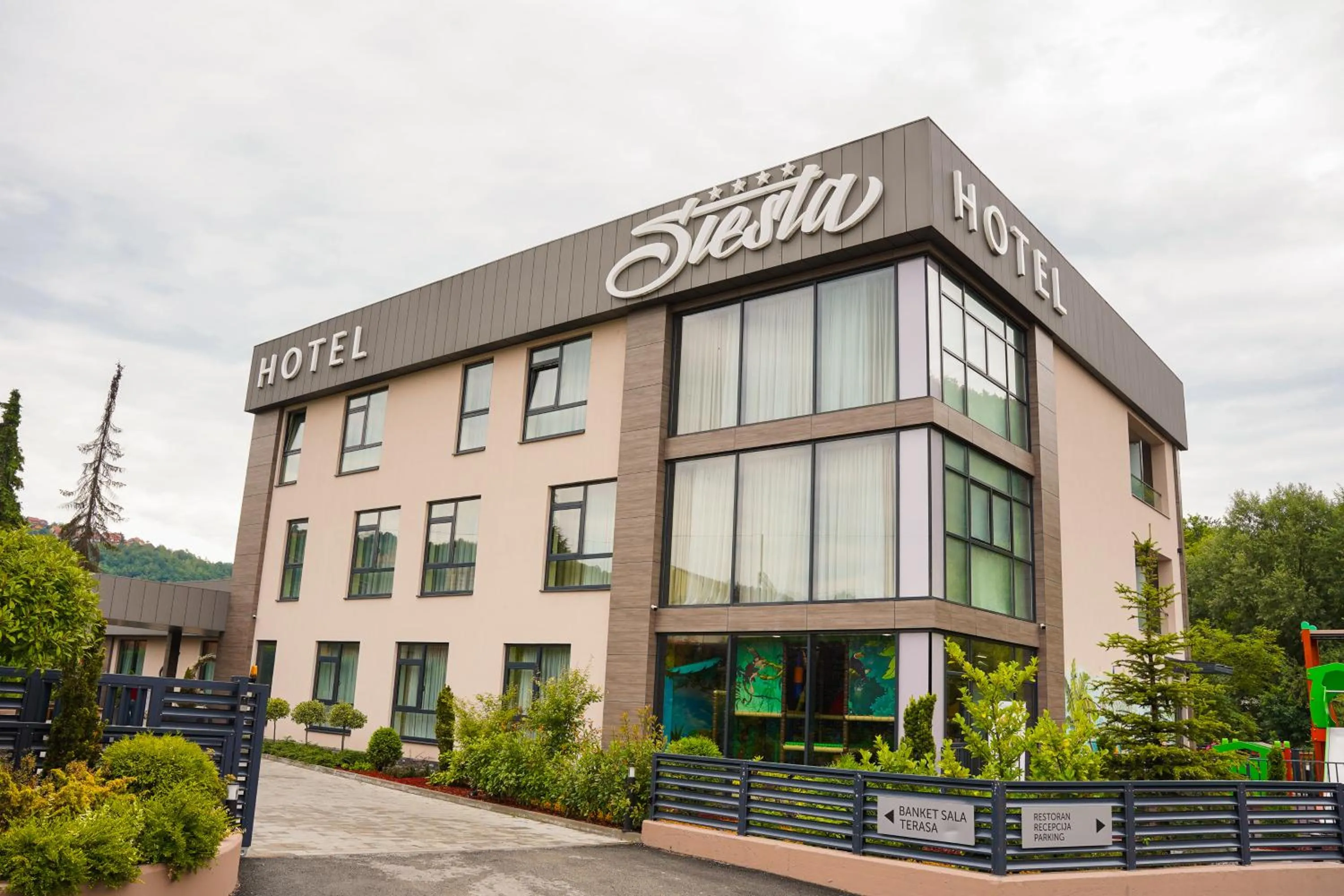 Property building in Hotel Siesta