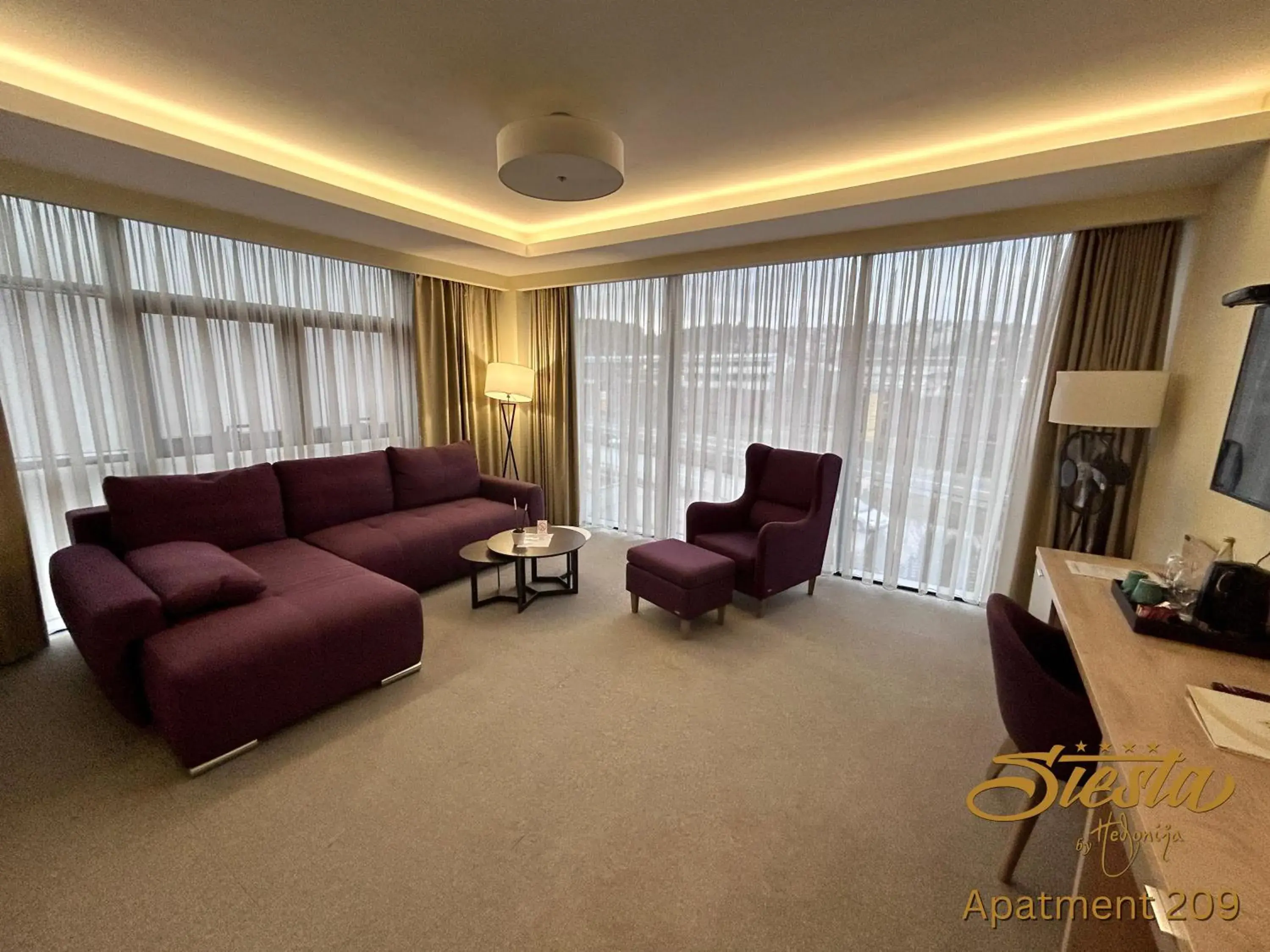 One-Bedroom Apartment in Hotel Siesta One-Bedroom Apartment in Hotel Siesta