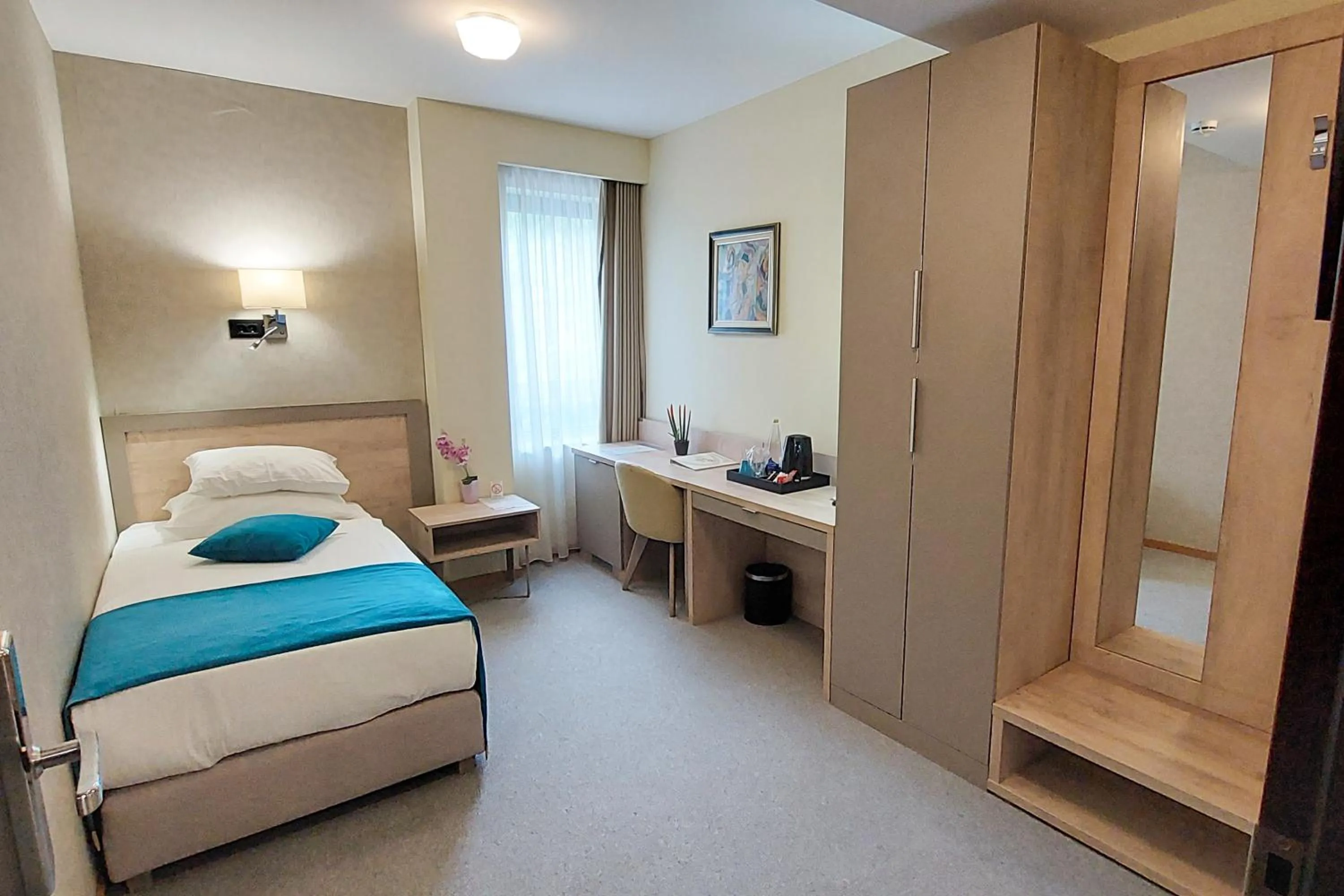 Bedroom, Bed in Hotel Siesta