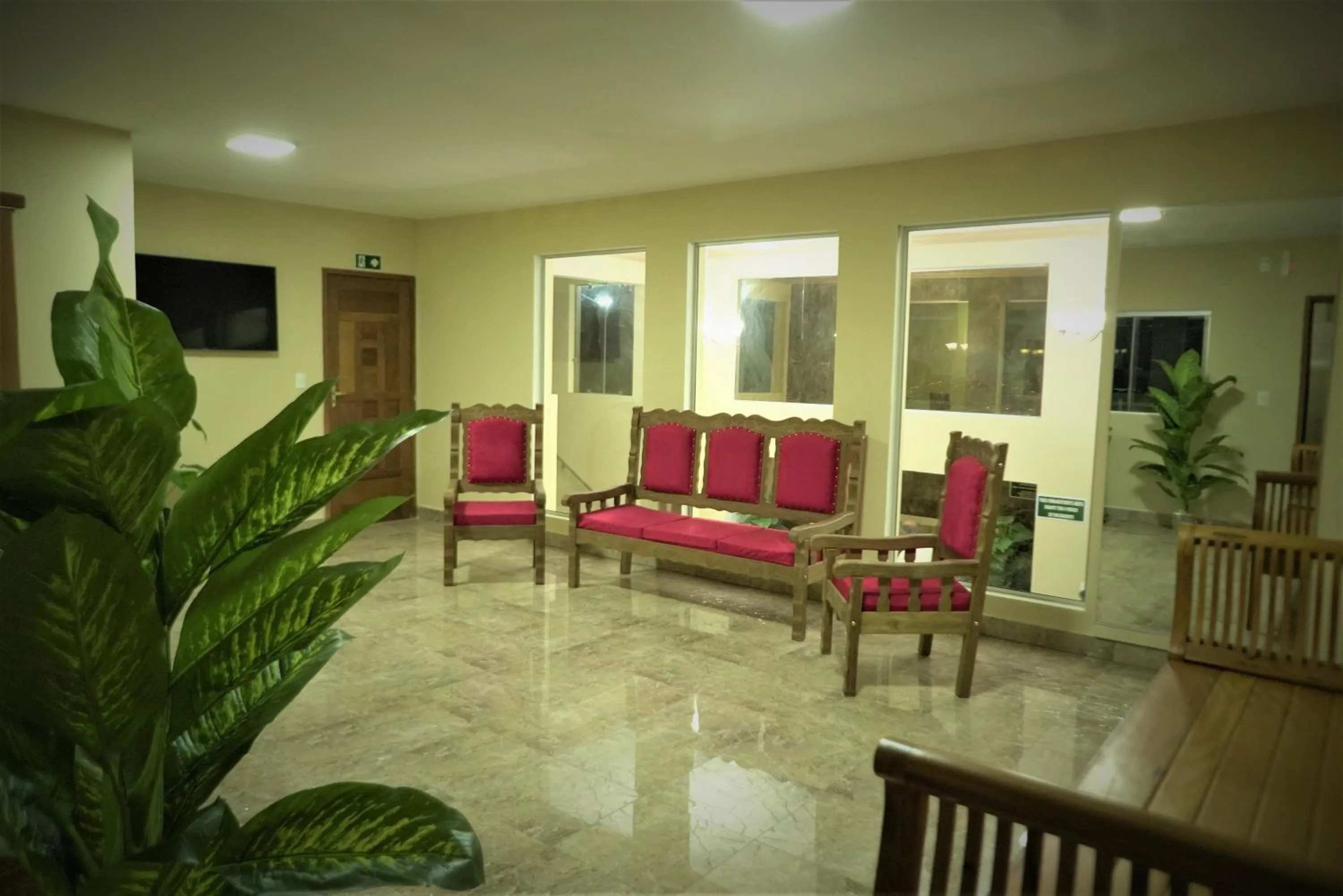 Communal lounge/ TV room in Terra D` Ouro Apart Hotel