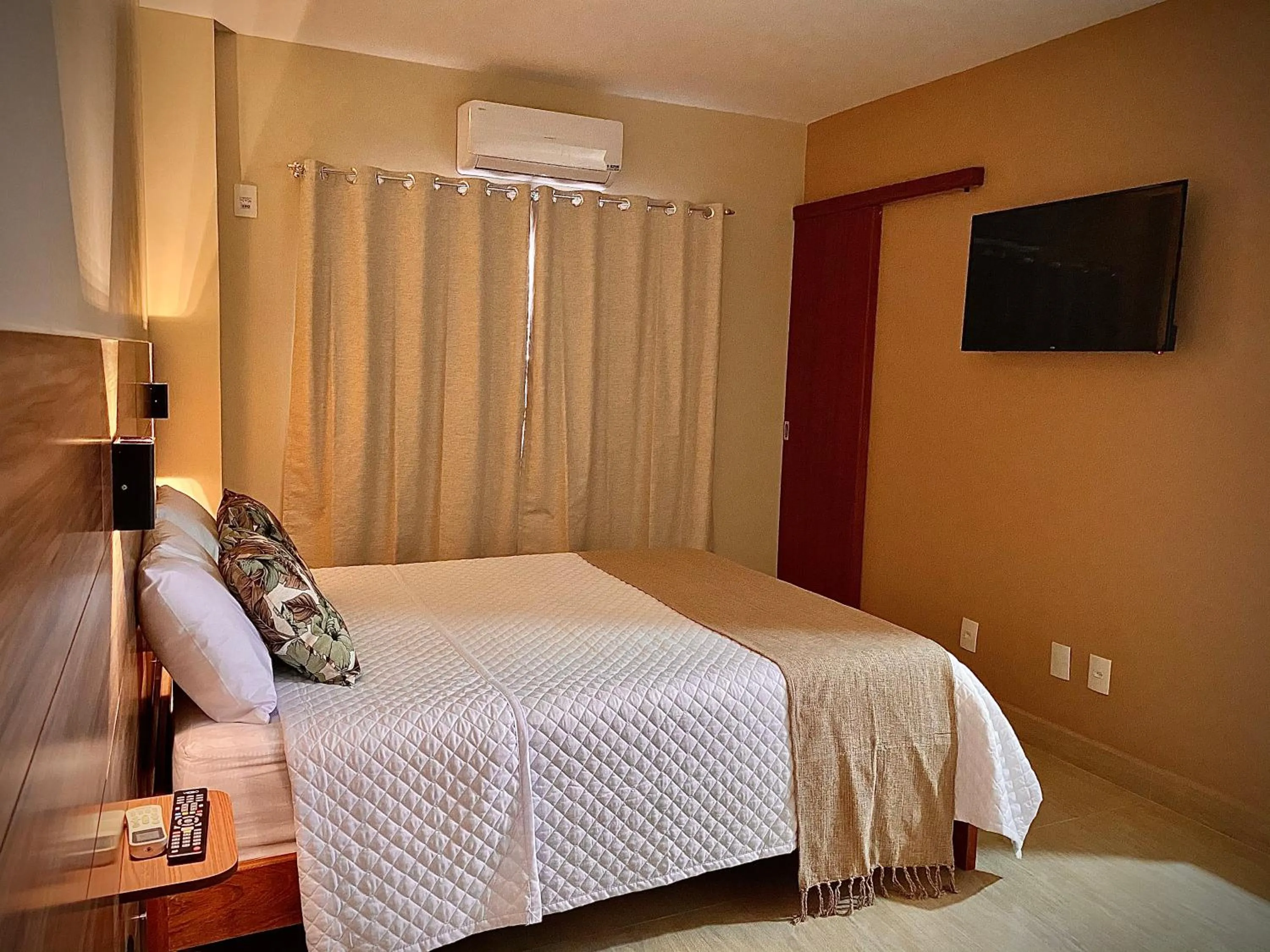 Bedroom, Bed in Terra D` Ouro Apart Hotel