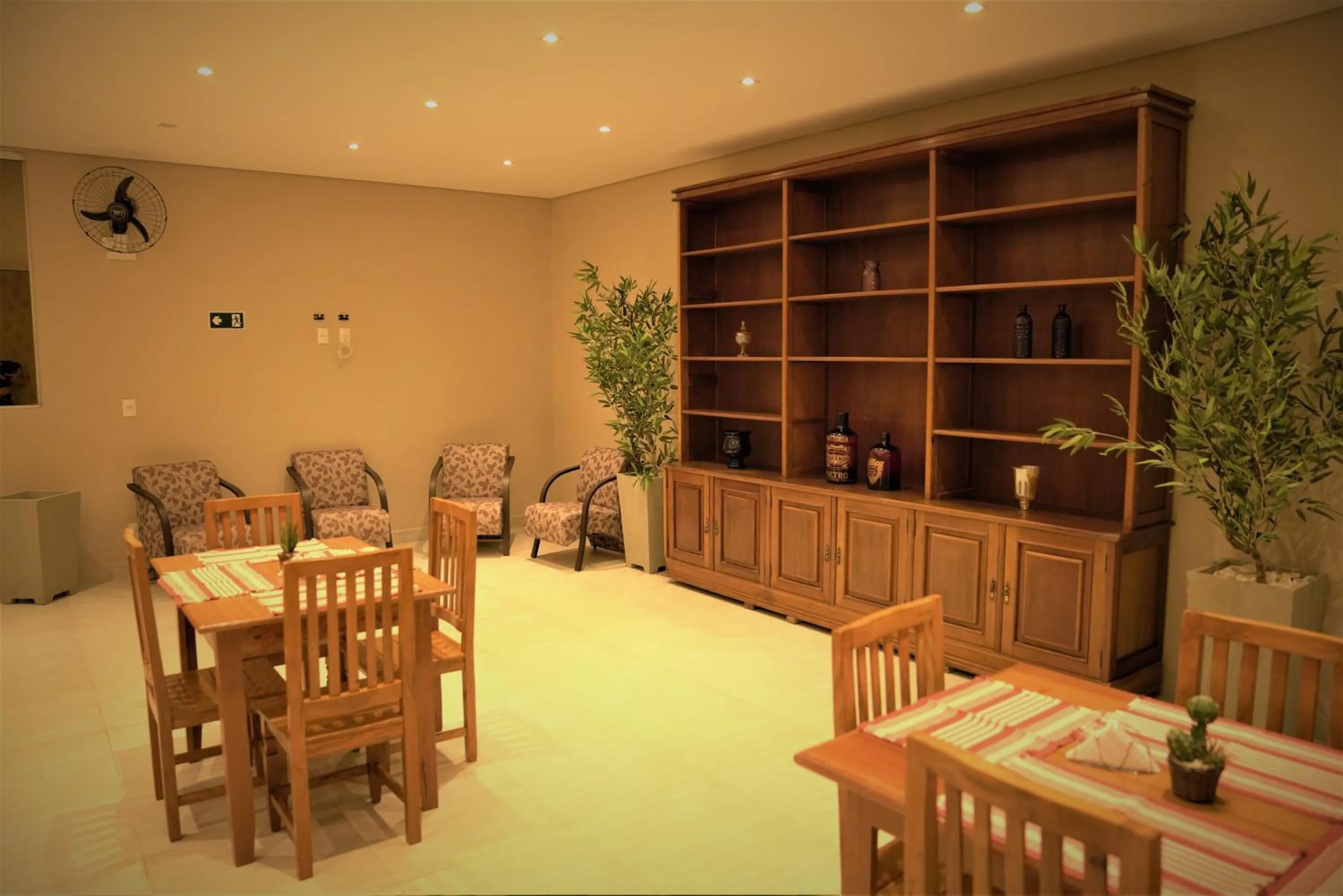 Restaurant/places to eat in Terra D` Ouro Apart Hotel