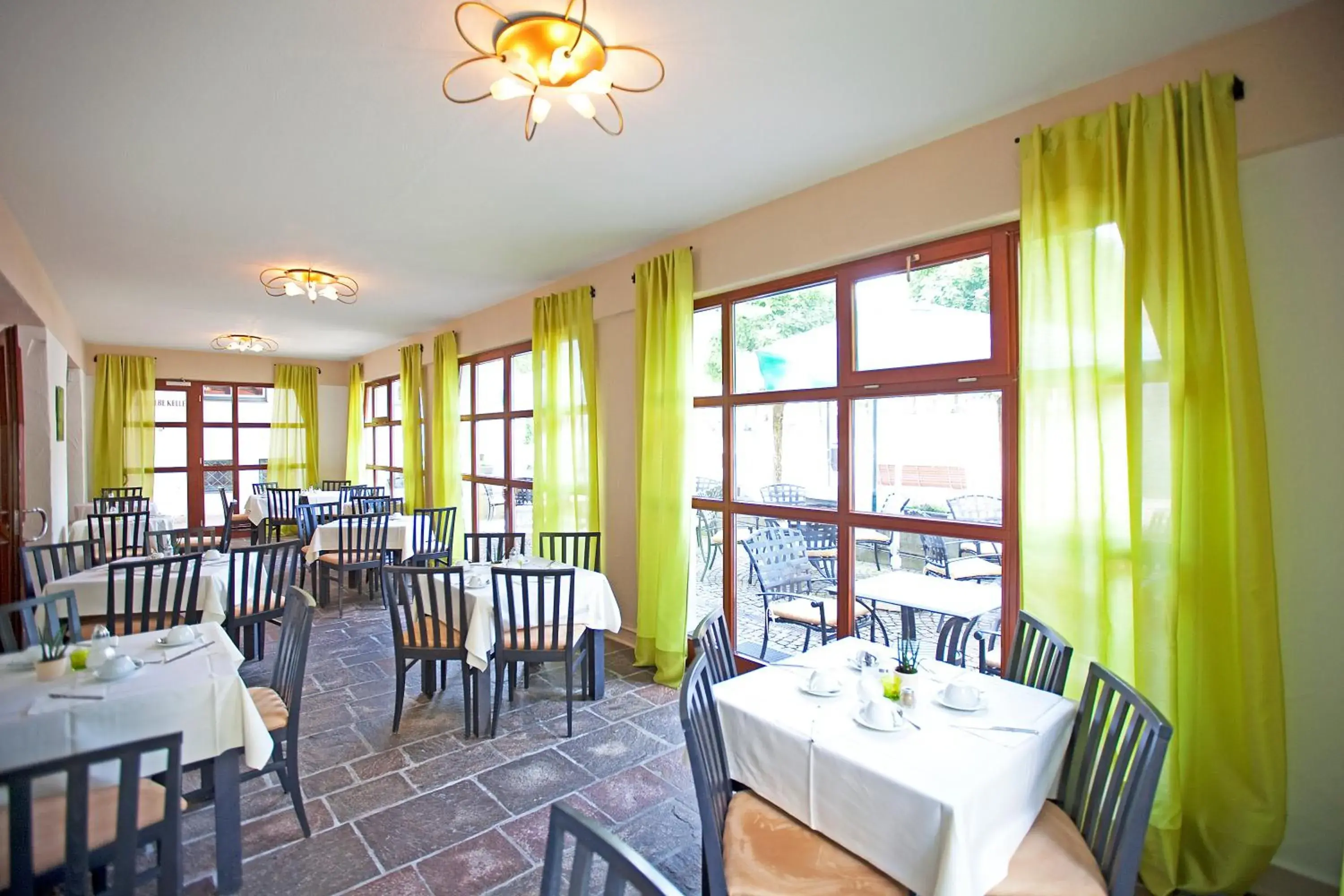 Restaurant/places to eat in Drexel´s Parkhotel Restaurant/places to eat in Drexel´s Parkhotel