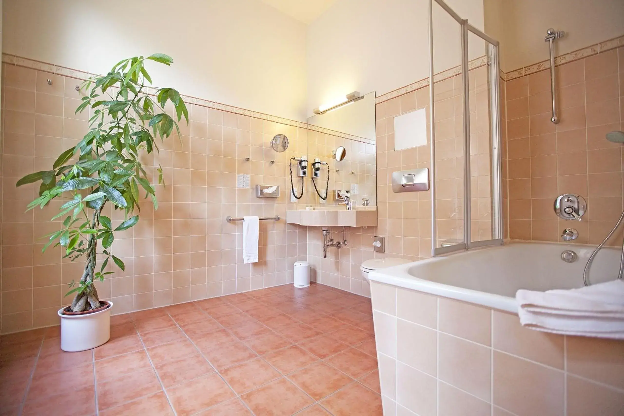 Business Single Room in Drexel´s Parkhotel Business Single Room in Drexel´s Parkhotel