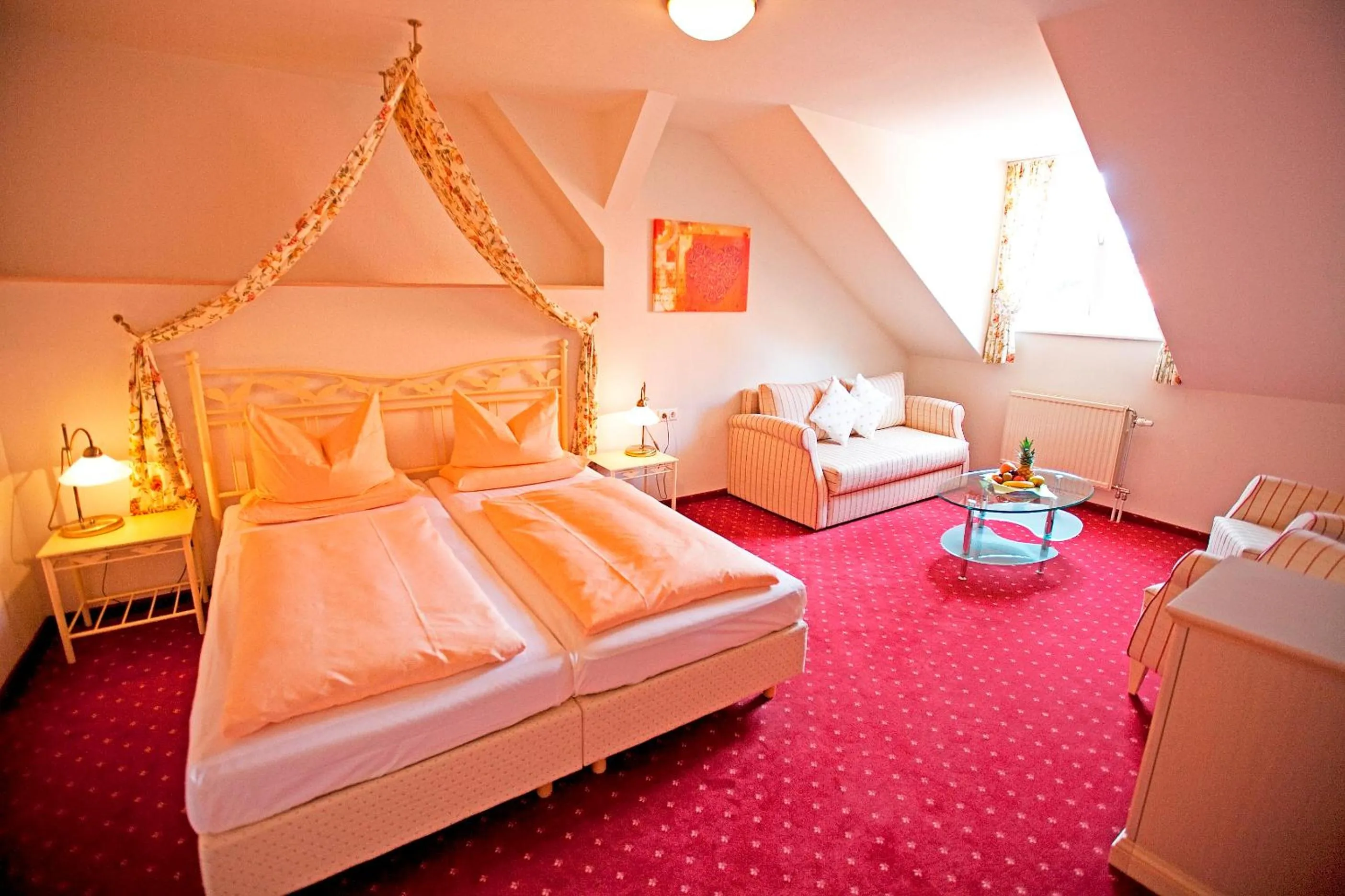Photo of the whole room, Bed in Drexel´s Parkhotel