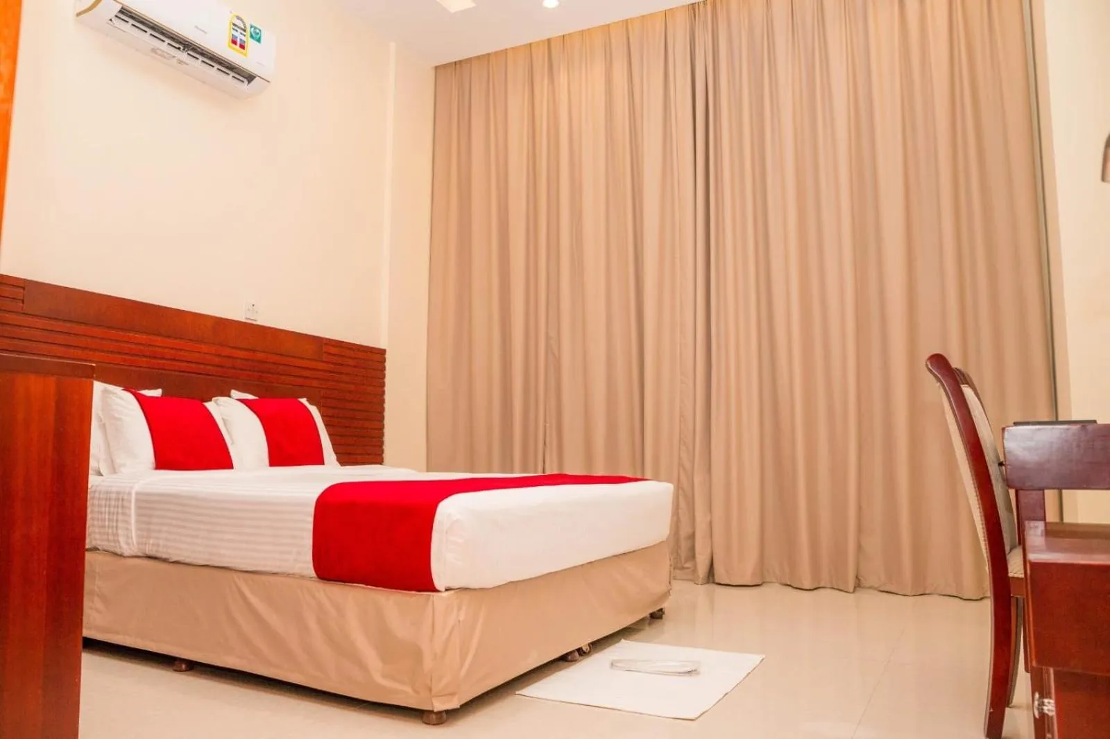 Bedroom, Bed in Al Jabal Hotel