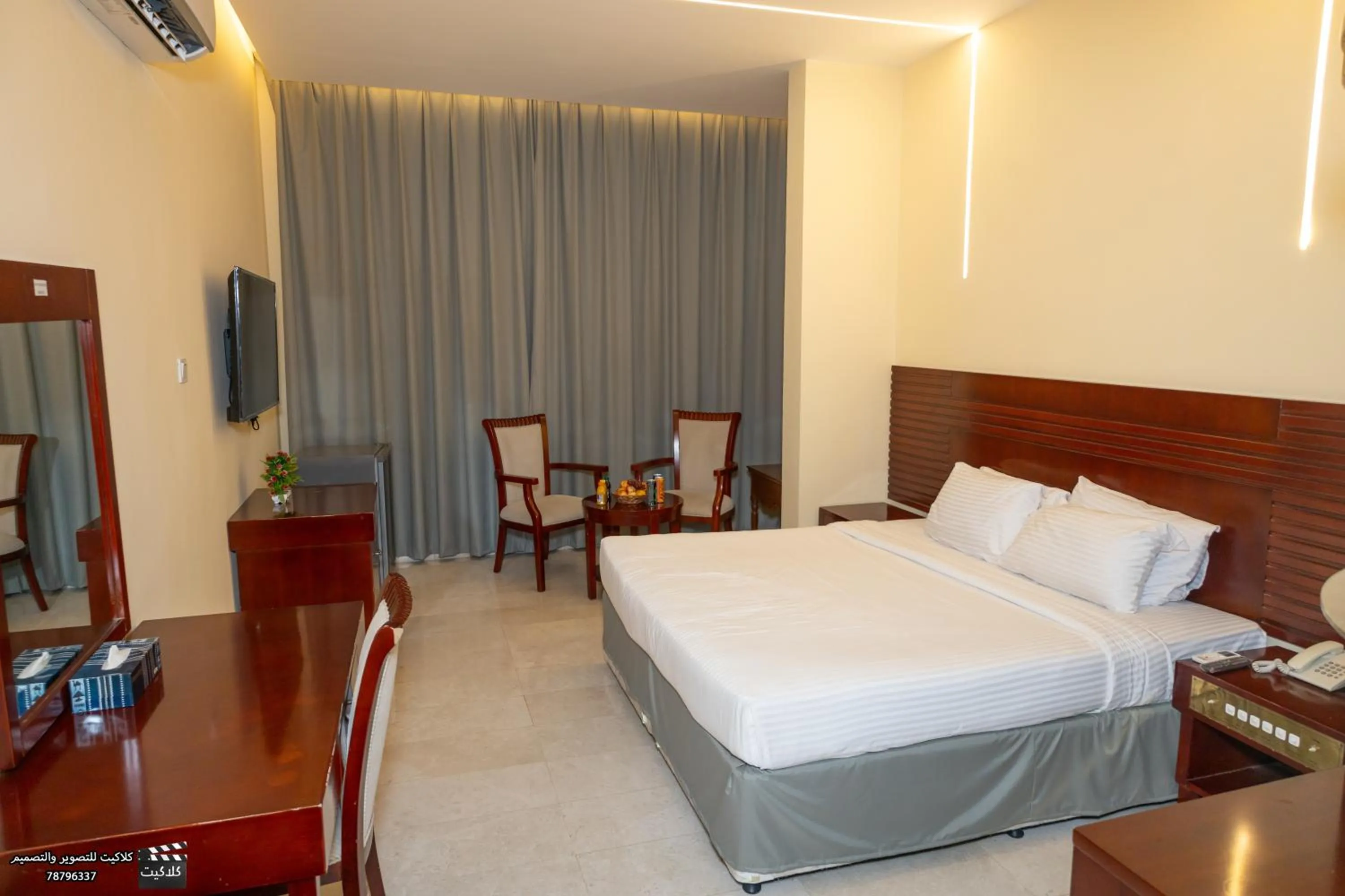 Bed in Al Jabal Hotel