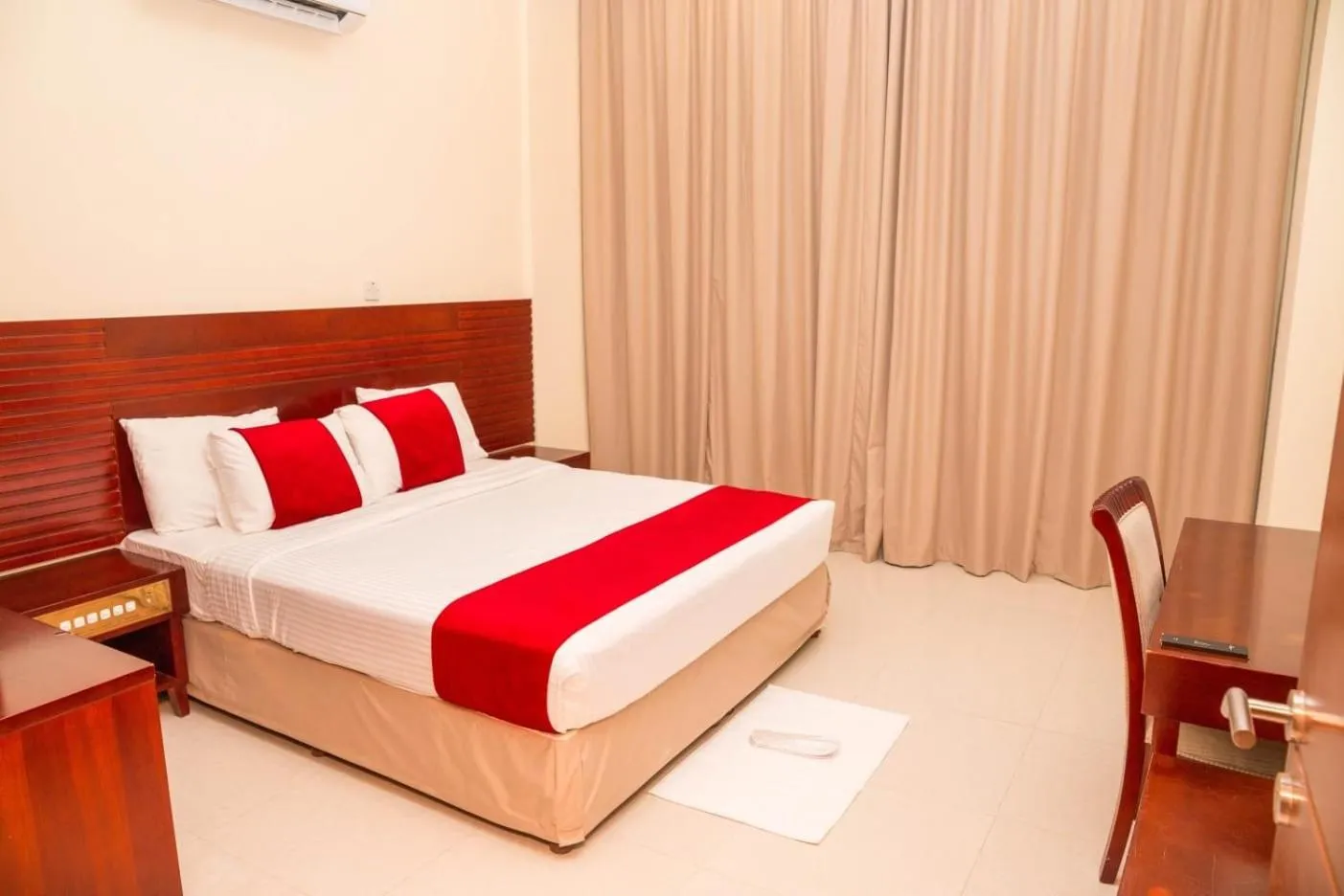 Bedroom, Bed in Al Jabal Hotel