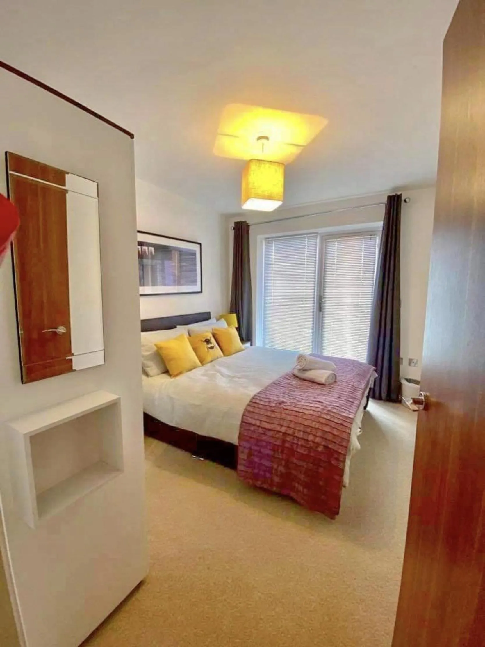 Bed in Chester City Centre Waterfront Apartment