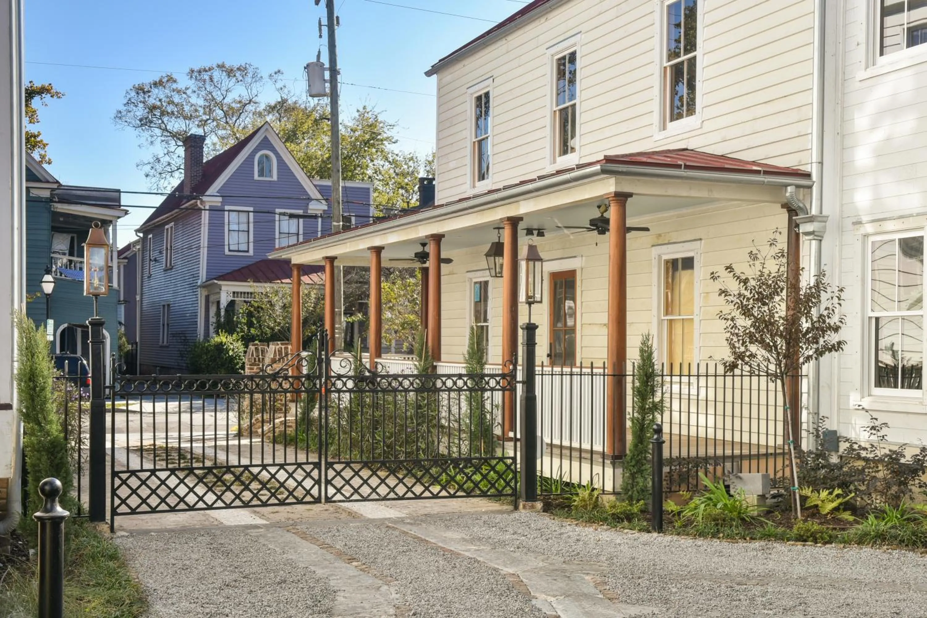 The Charlestonian