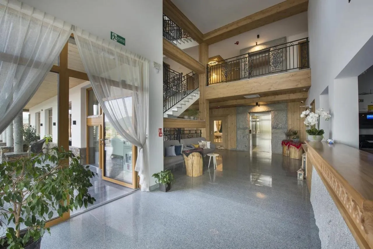 Lobby or reception in Askana