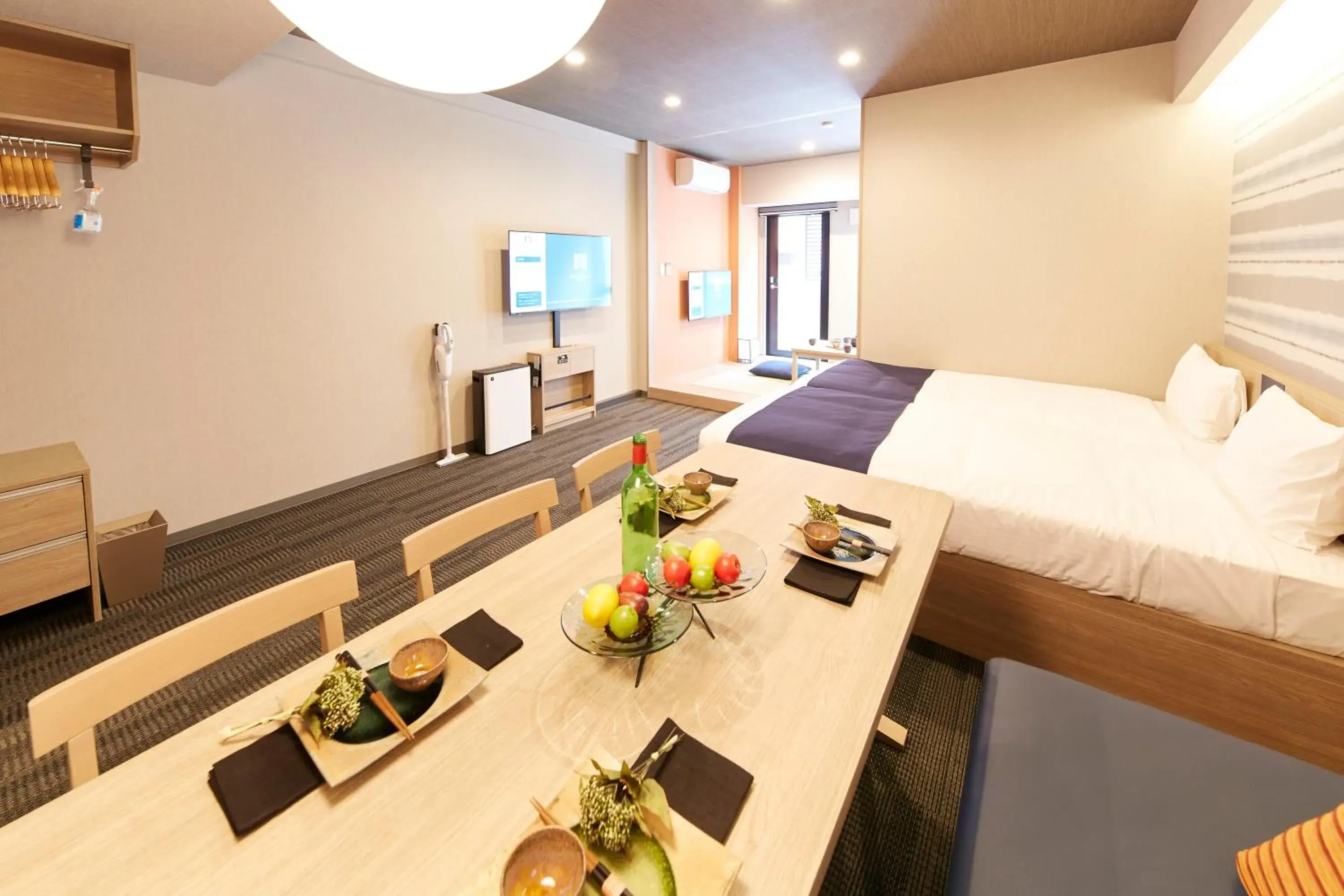 Photo of the whole room, Bed in MONday Apart Premium AKIHABARA ASAKUSABASHI Sta. Photo of the whole room, Bed in MONday Apart Premium AKIHABARA ASAKUSABASHI Sta.