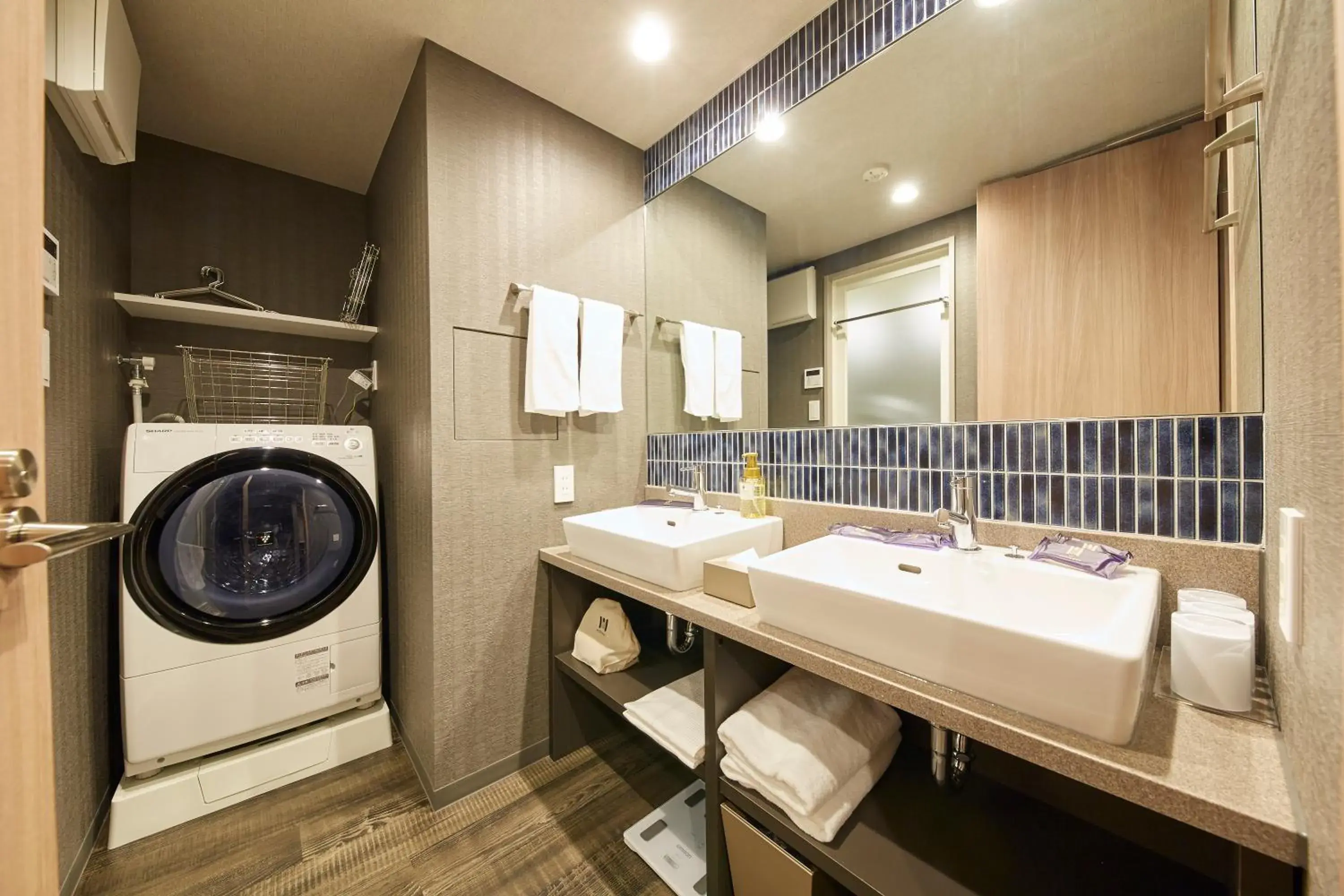 MONday Apart Premium AKIHABARA ASAKUSABASHI Sta. MONday Apart Premium AKIHABARA ASAKUSABASHI Sta.