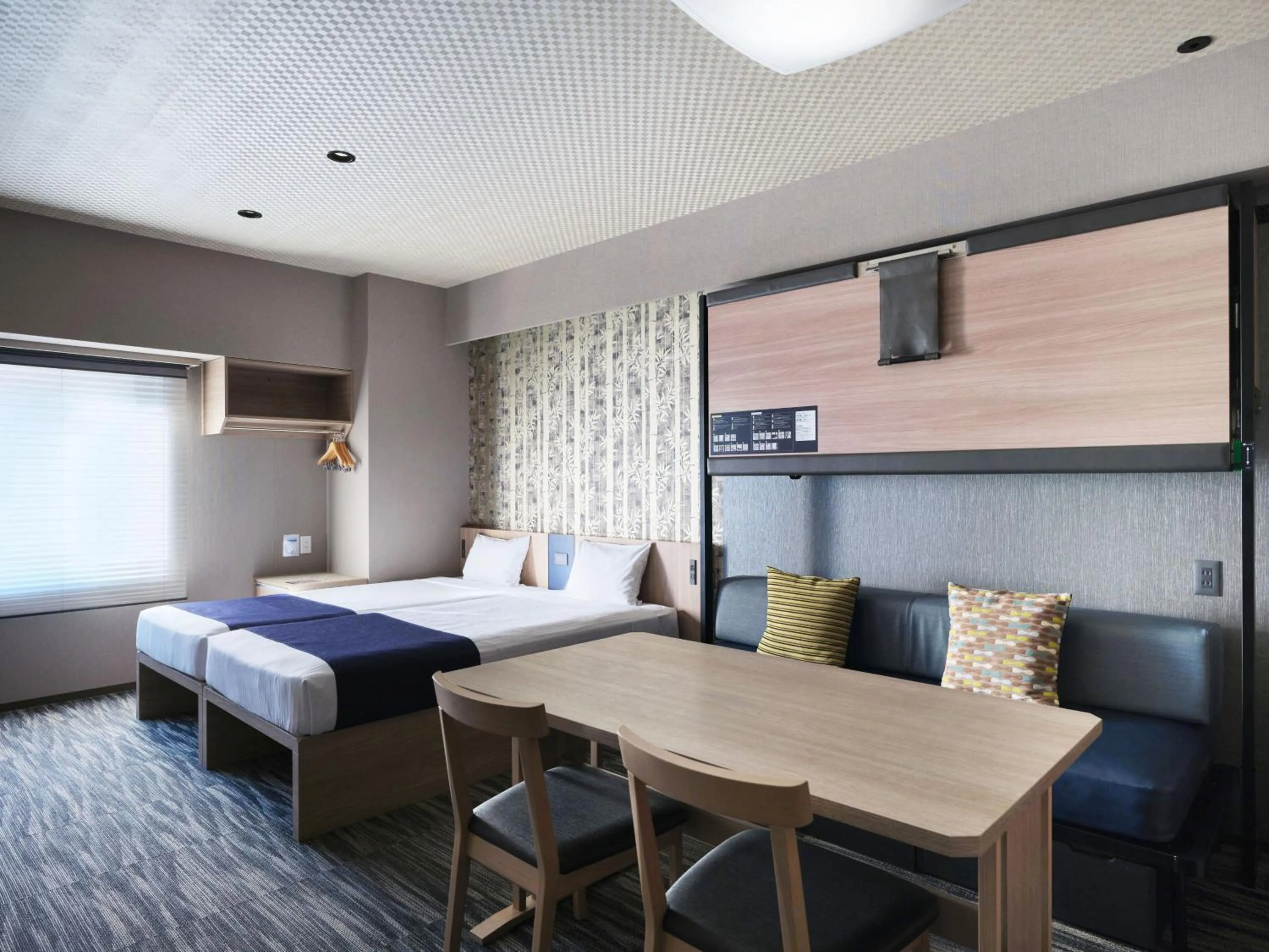 Bed in MONday Apart Premium AKIHABARA