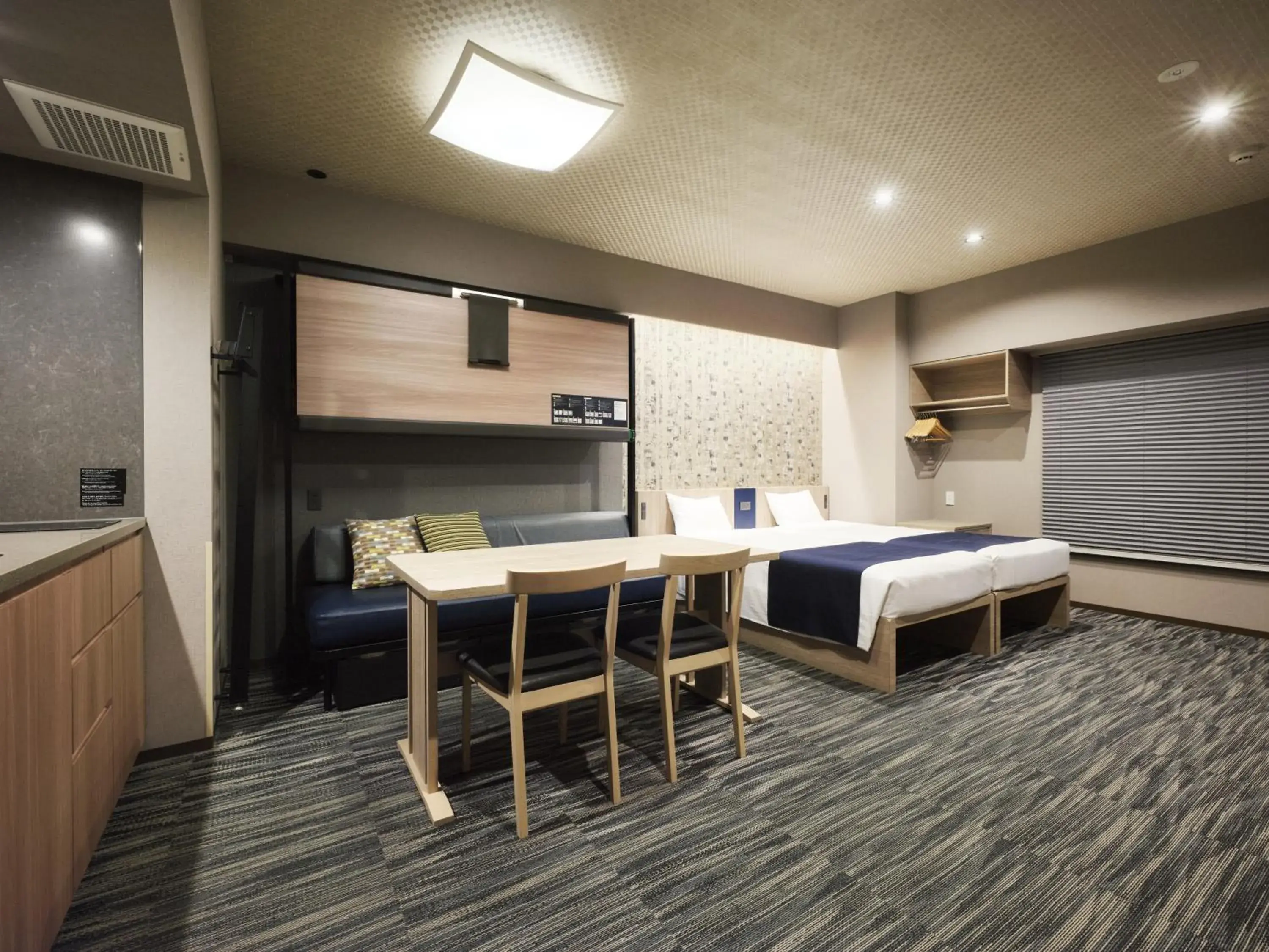 Bed in MONday Apart Premium AKIHABARA Bed in MONday Apart Premium AKIHABARA