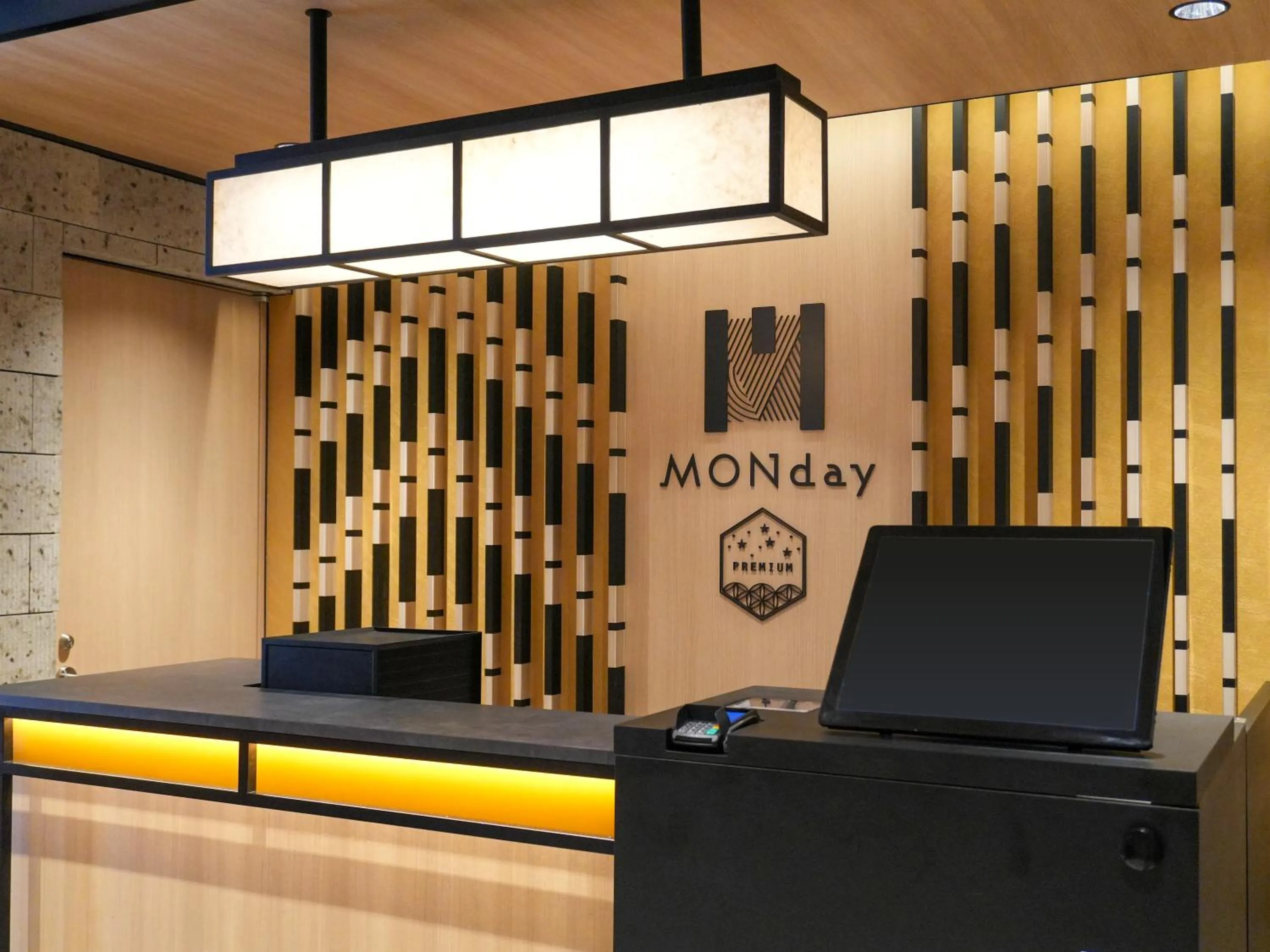 MONday Apart Premium AKIHABARA