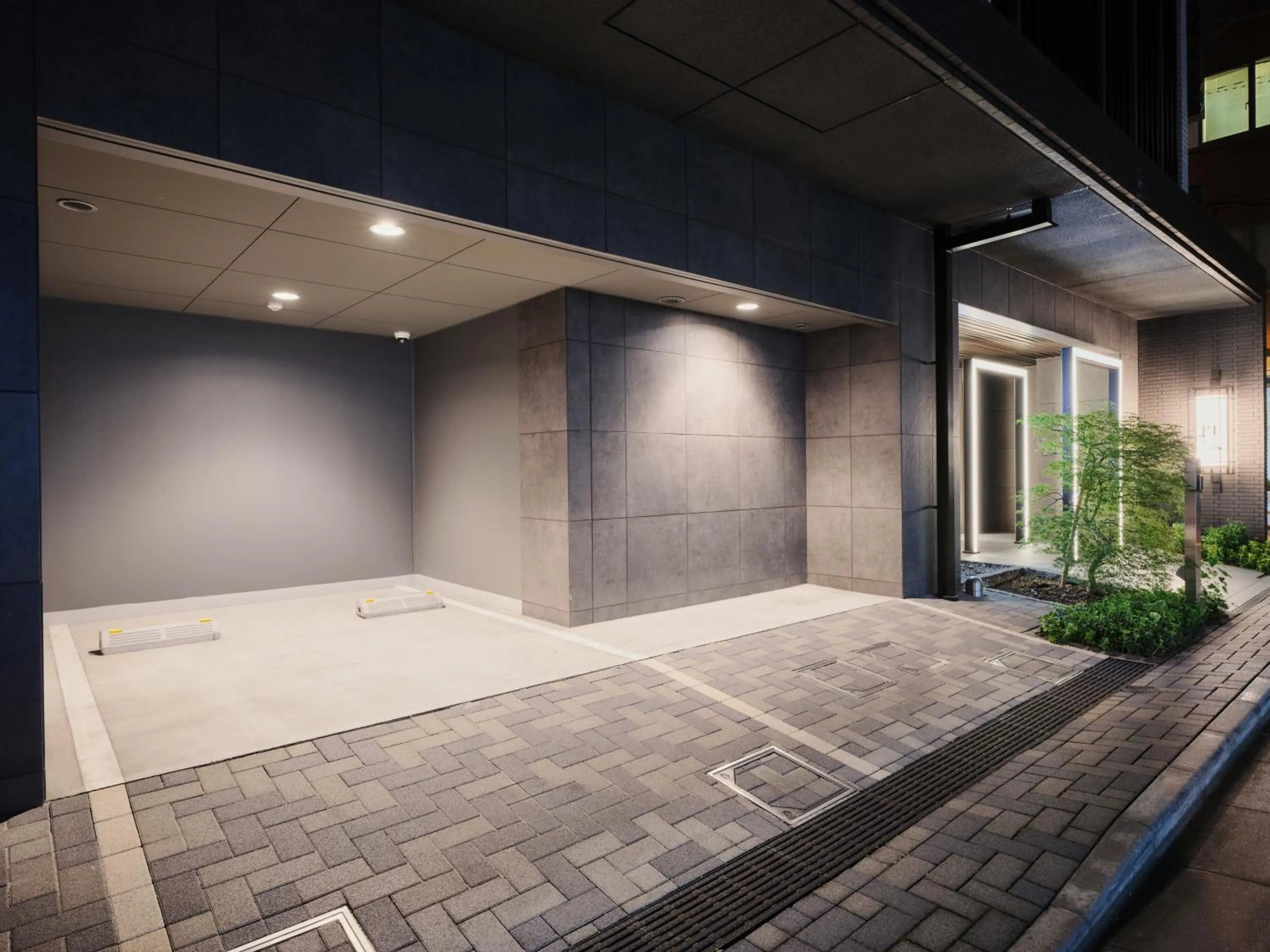 MONday Apart Premium AKIHABARA