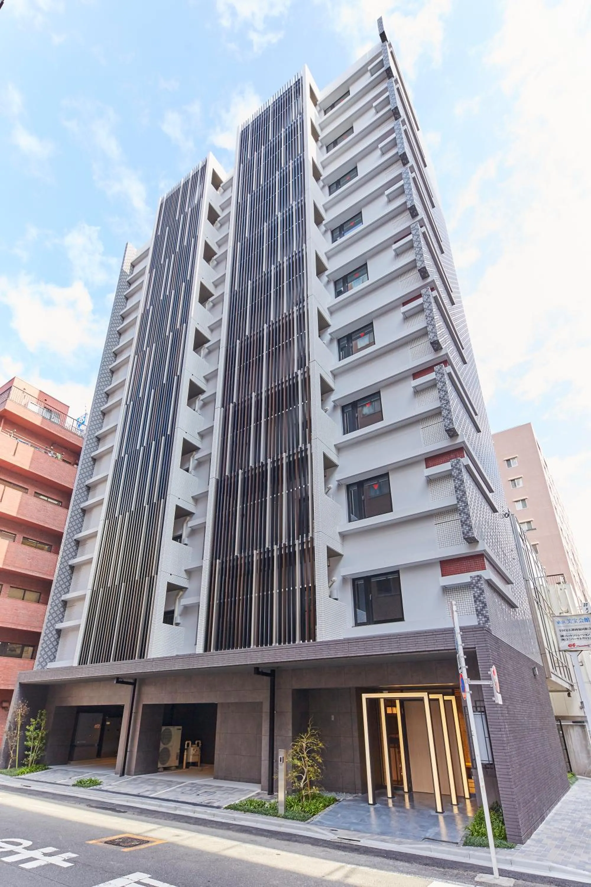 Facade/entrance in MONday Apart Premium AKIHABARA