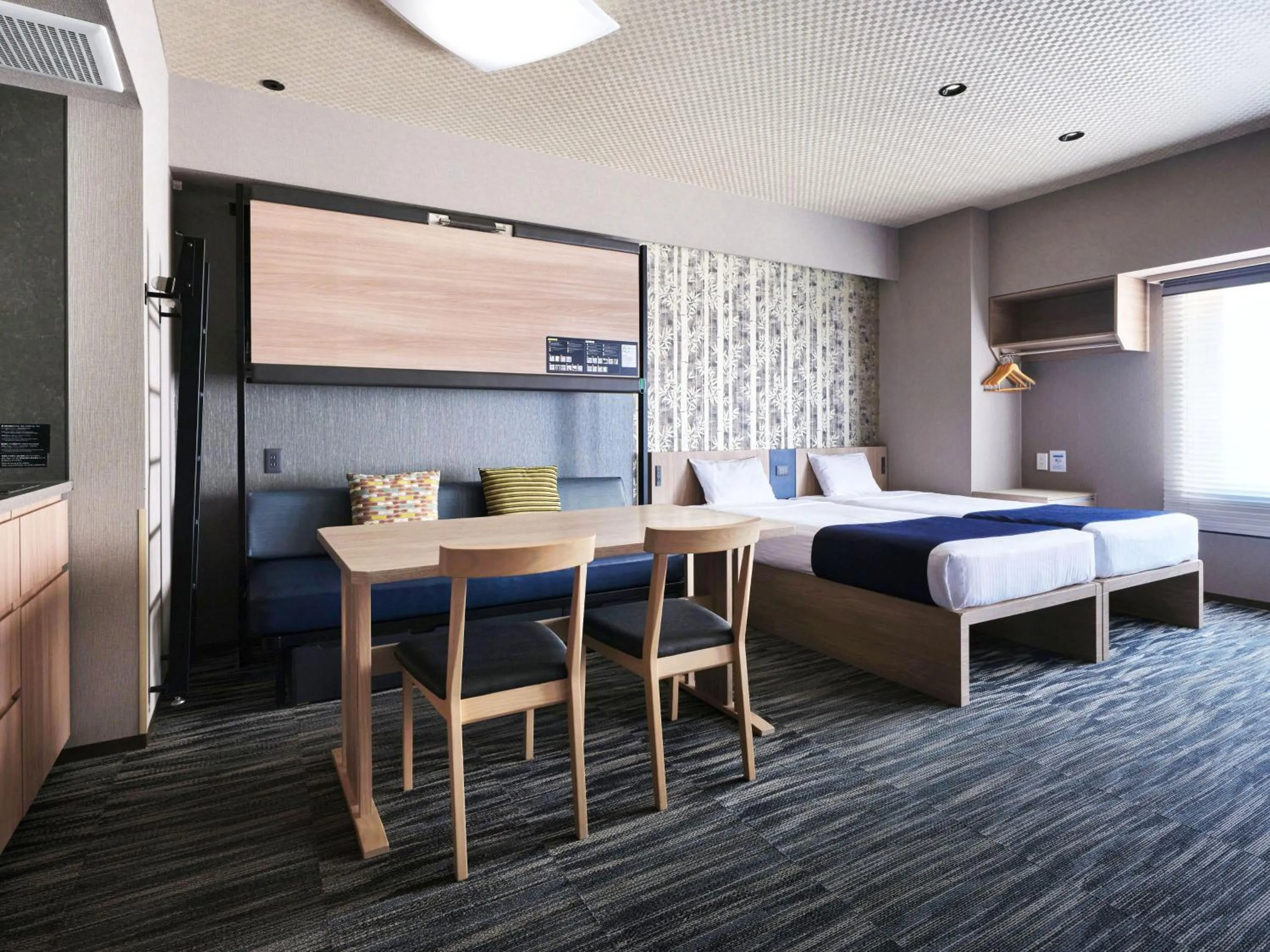 Bed in MONday Apart Premium AKIHABARA