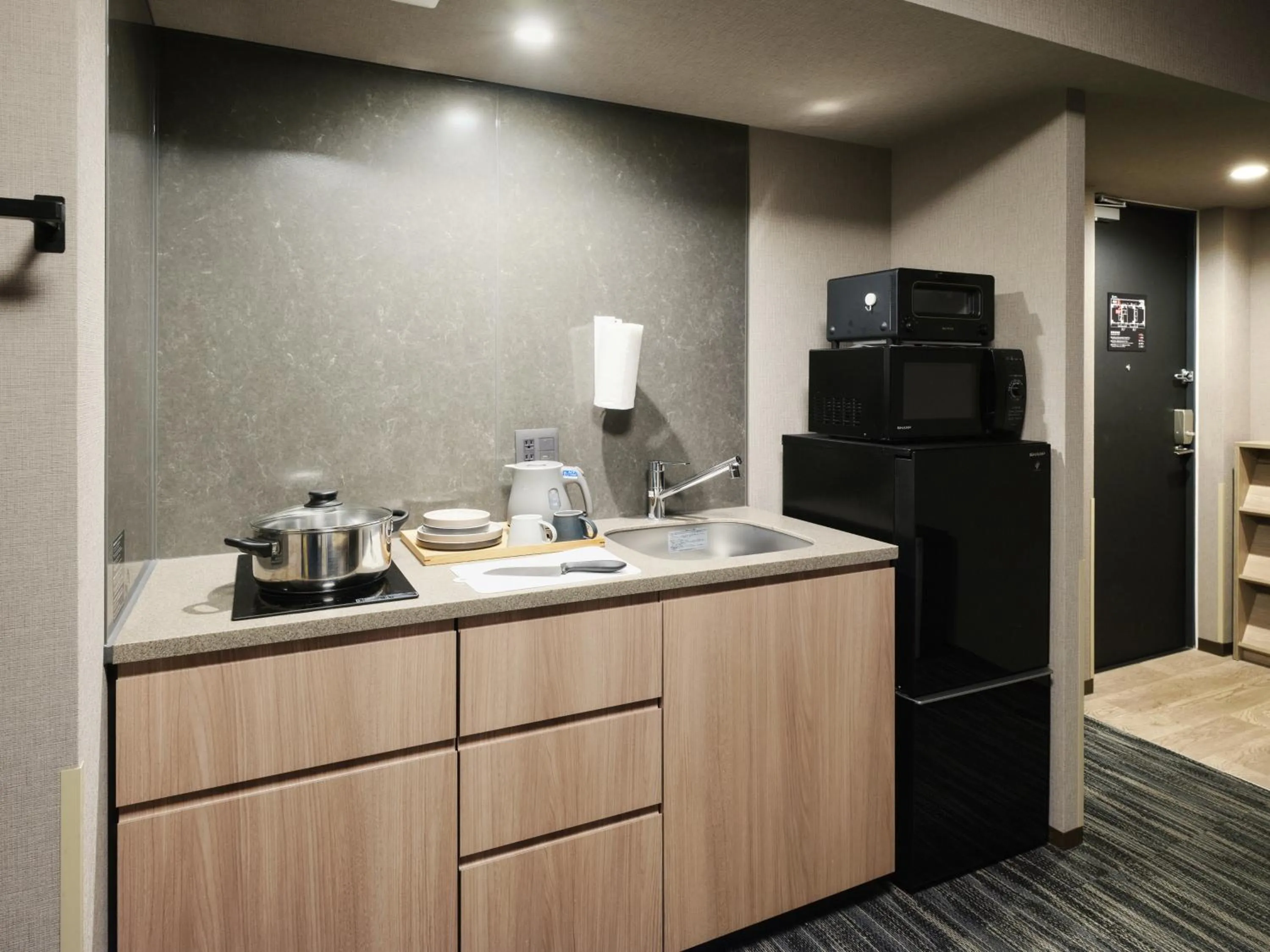 MONday Apart Premium AKIHABARA