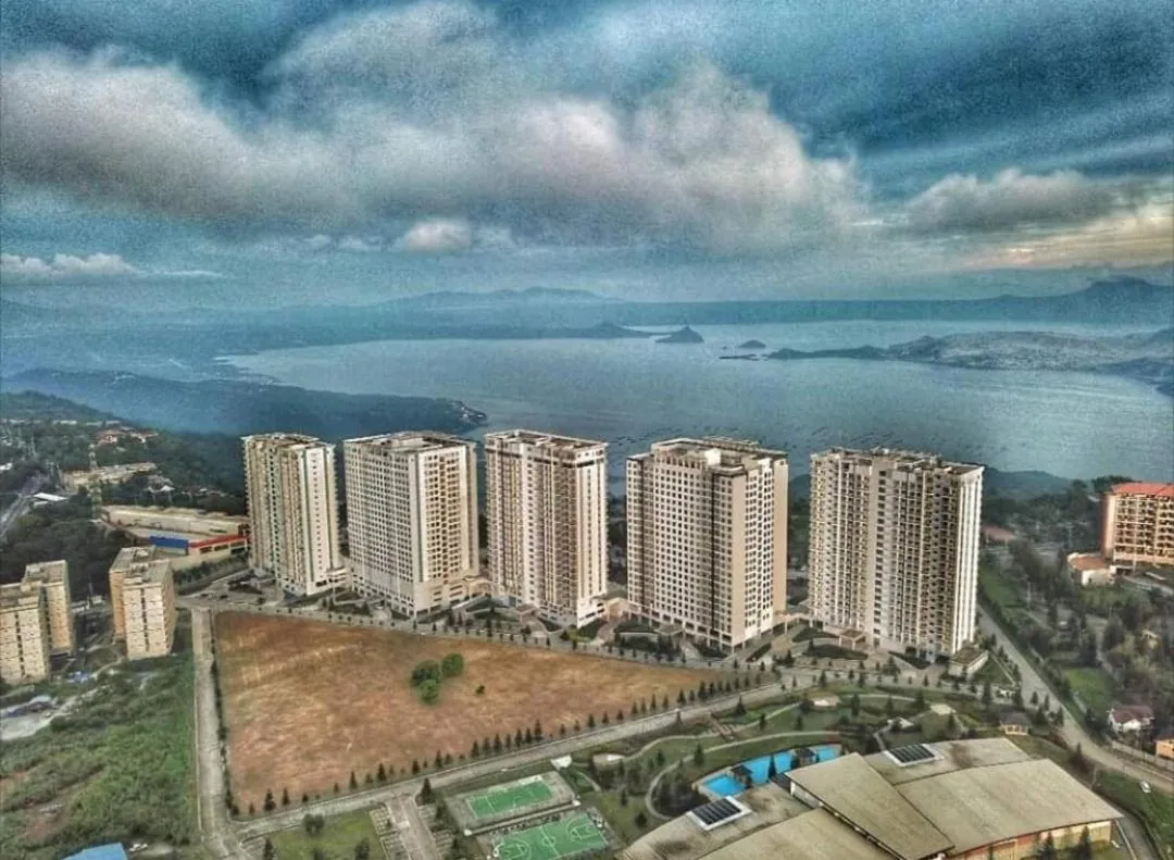 Property building in R&A Staycation at Wind Residence