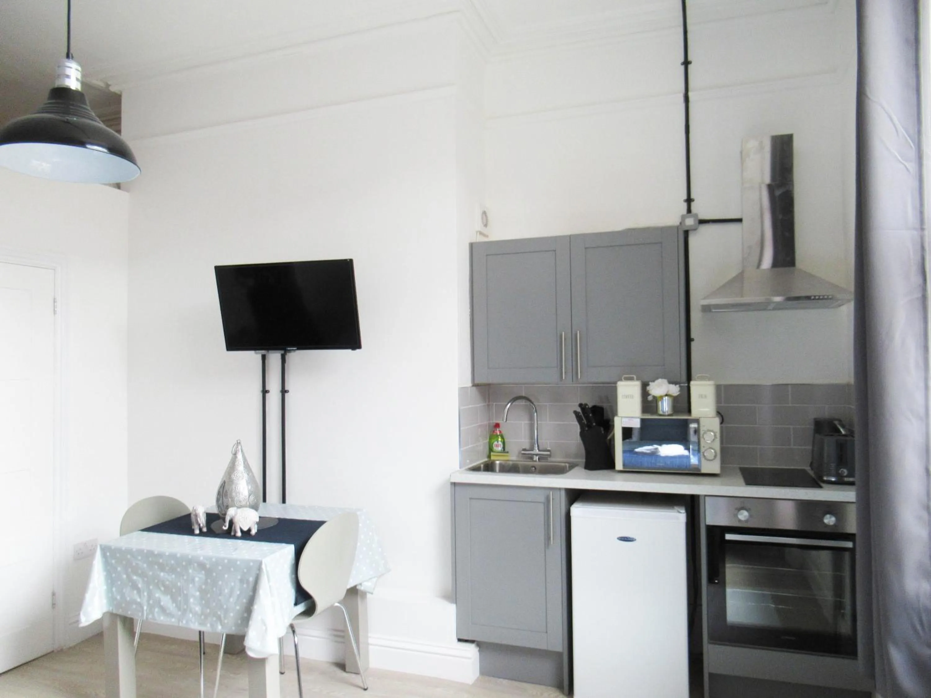 Queen Street Apartments