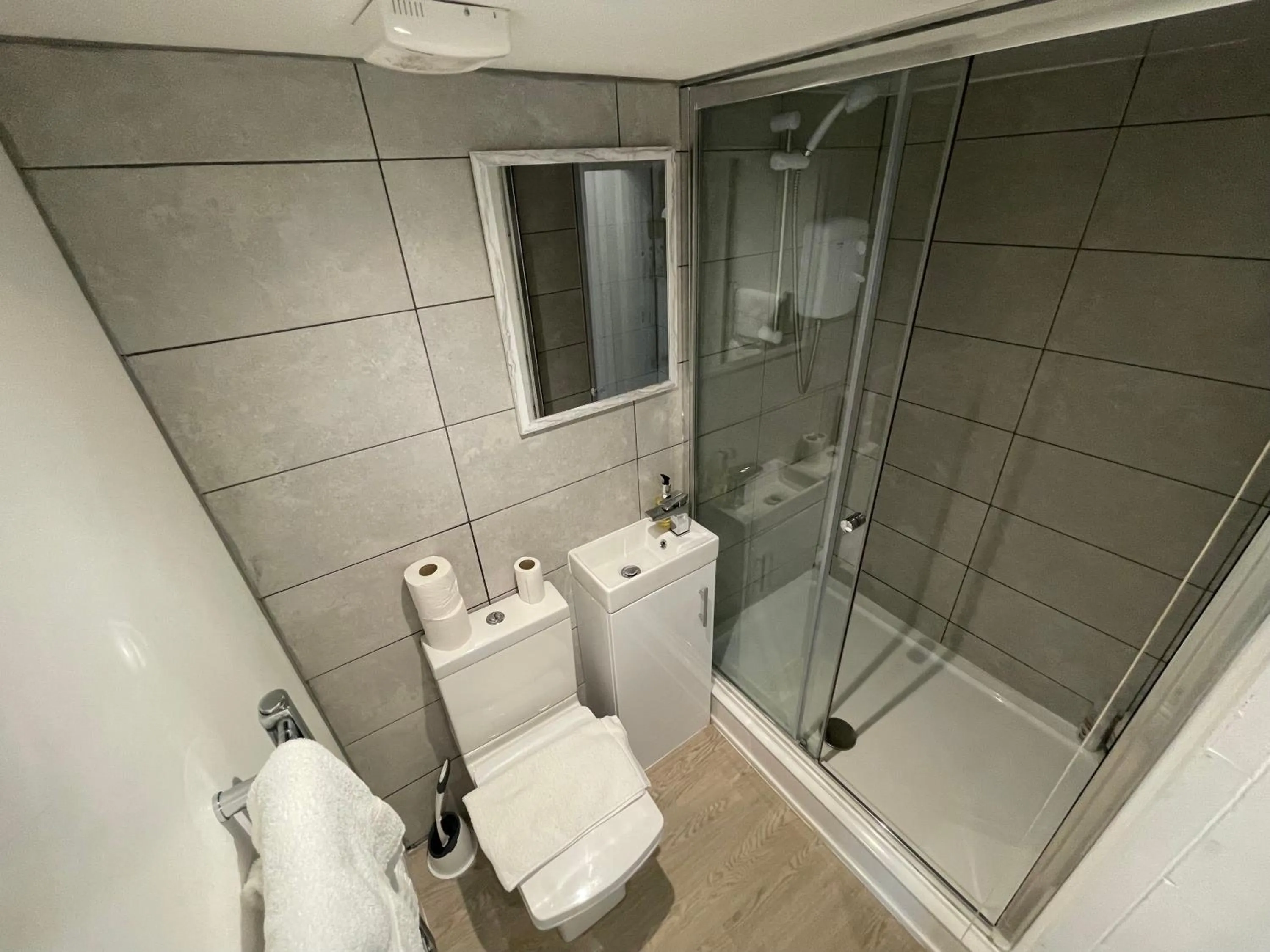 Queen Street Apartments